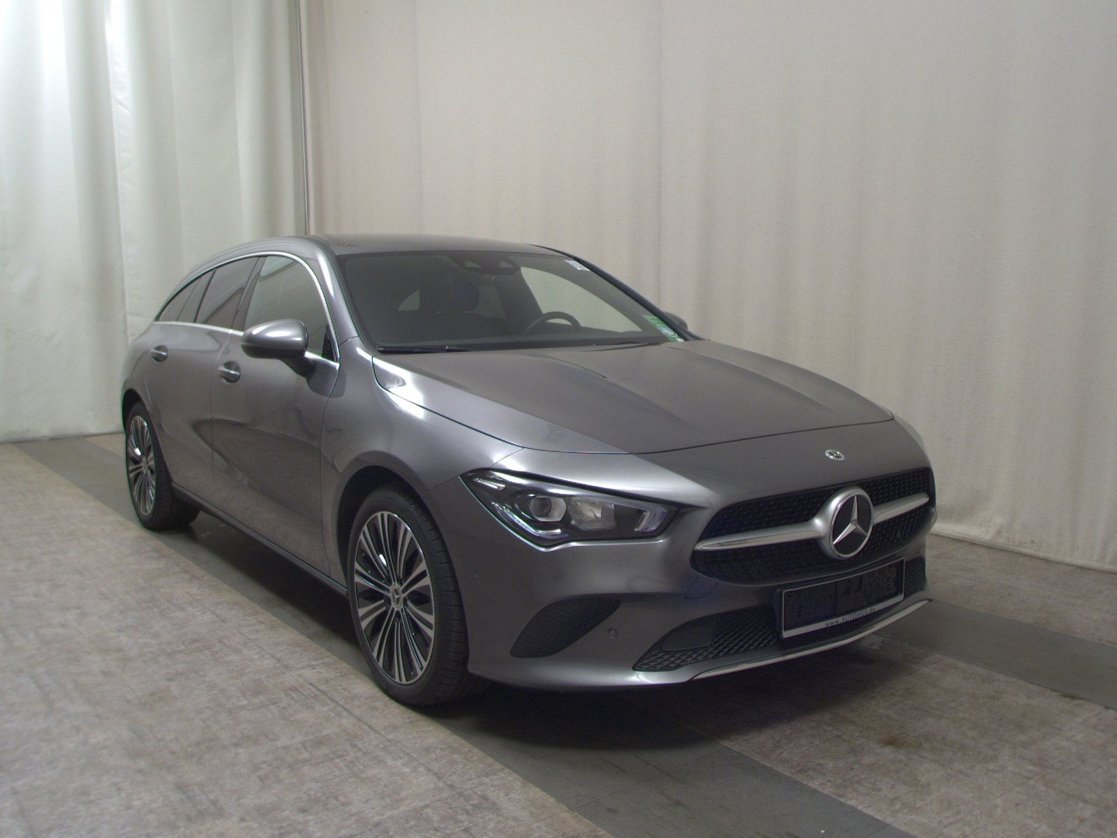 Mercedes-Benz CLA 200 SB Progressive Leder Navi LED AHK Shz 3