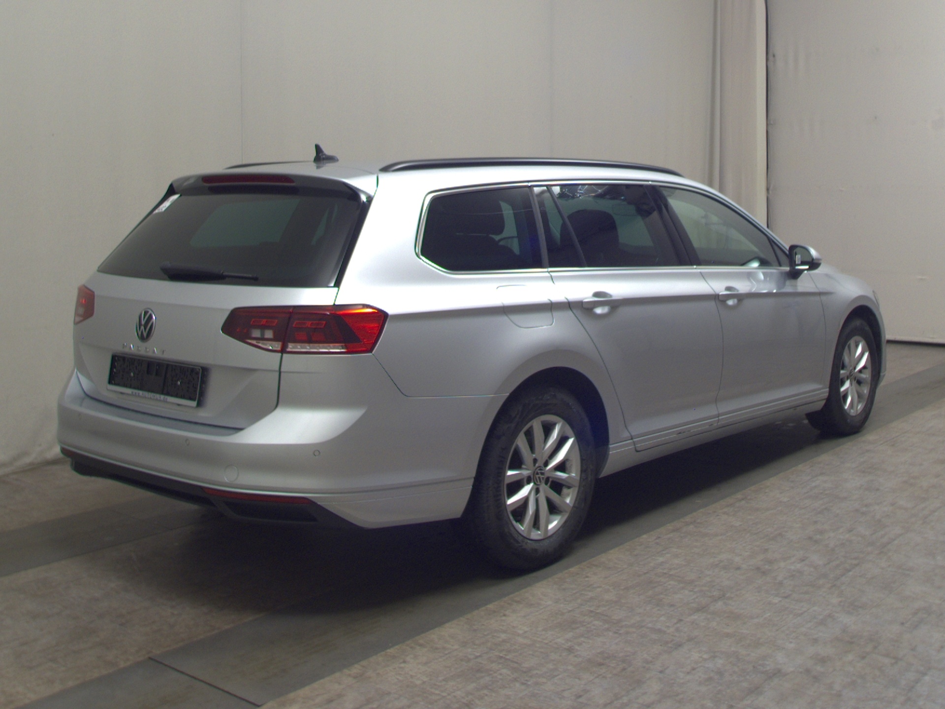Volkswagen Passat Variant 2.0 TDI Business Navi LED RFK 4