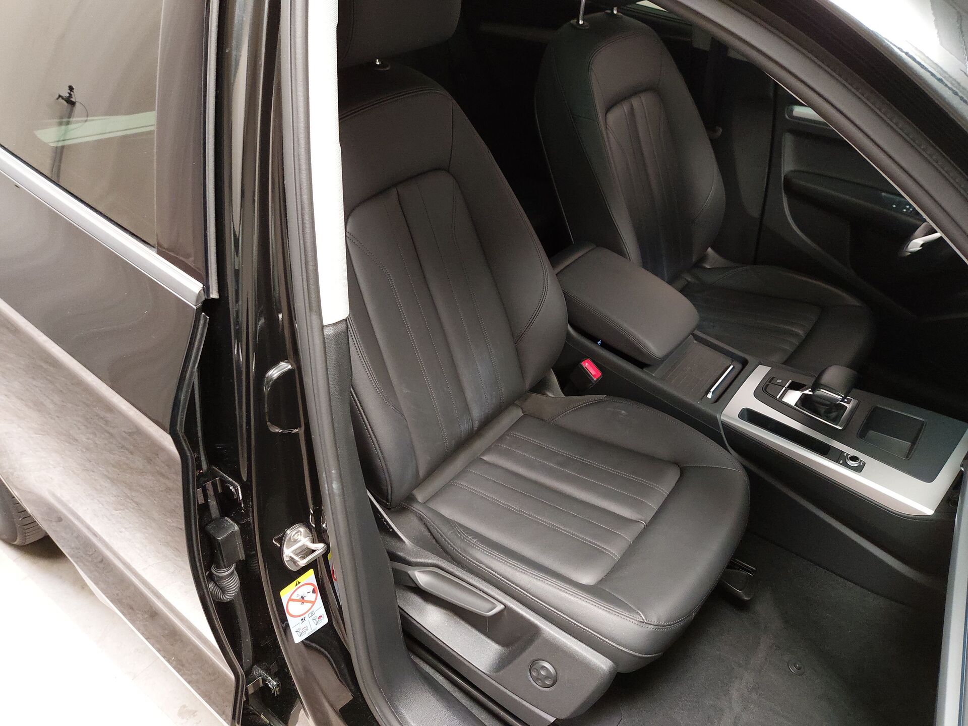 Audi Q5 50 TDI Qu. S-Line PDC AHK LEDER MATRIX PANO 11