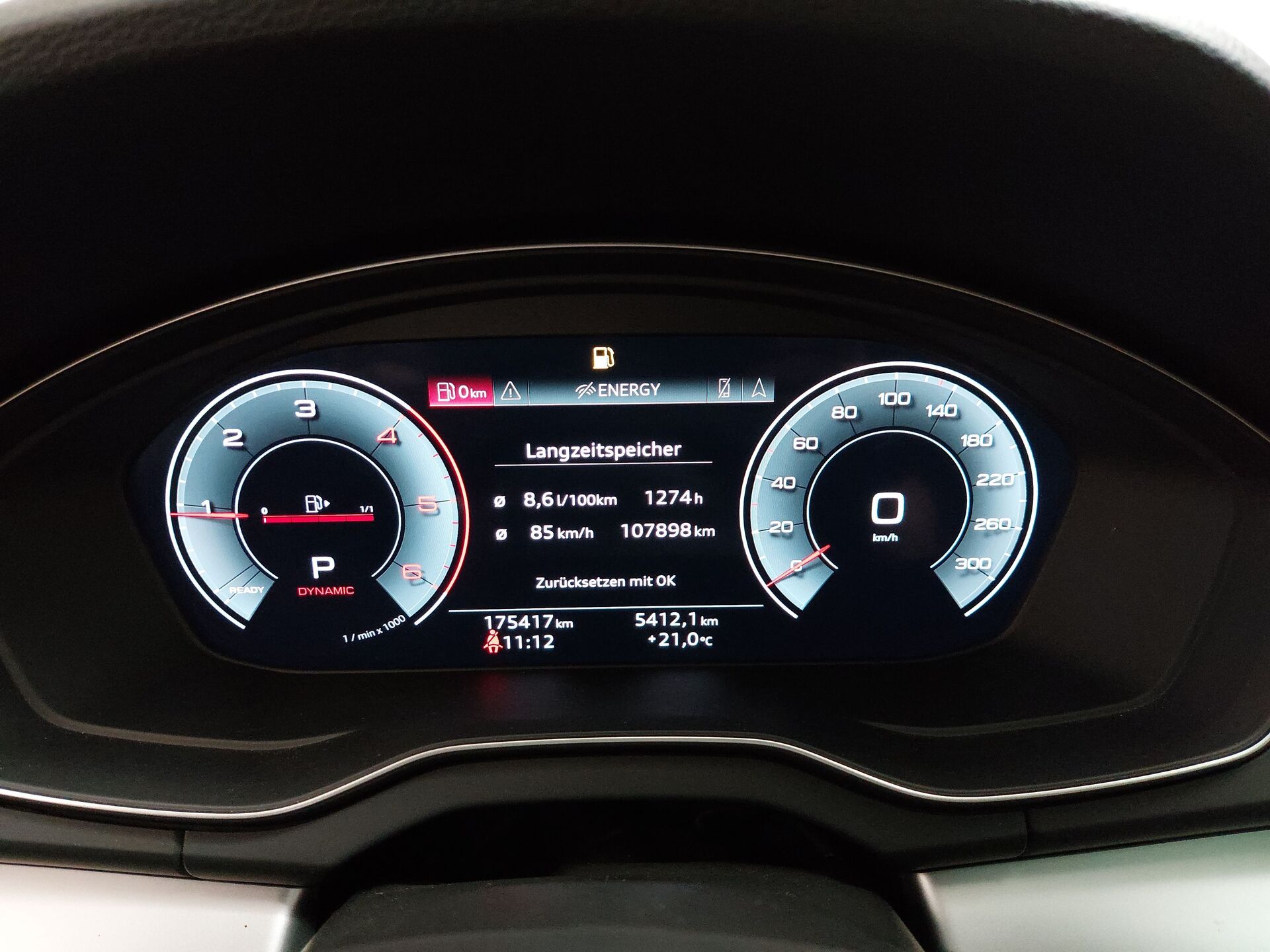 Audi Q5 50 TDI Qu. S-Line PDC AHK LEDER MATRIX PANO 17