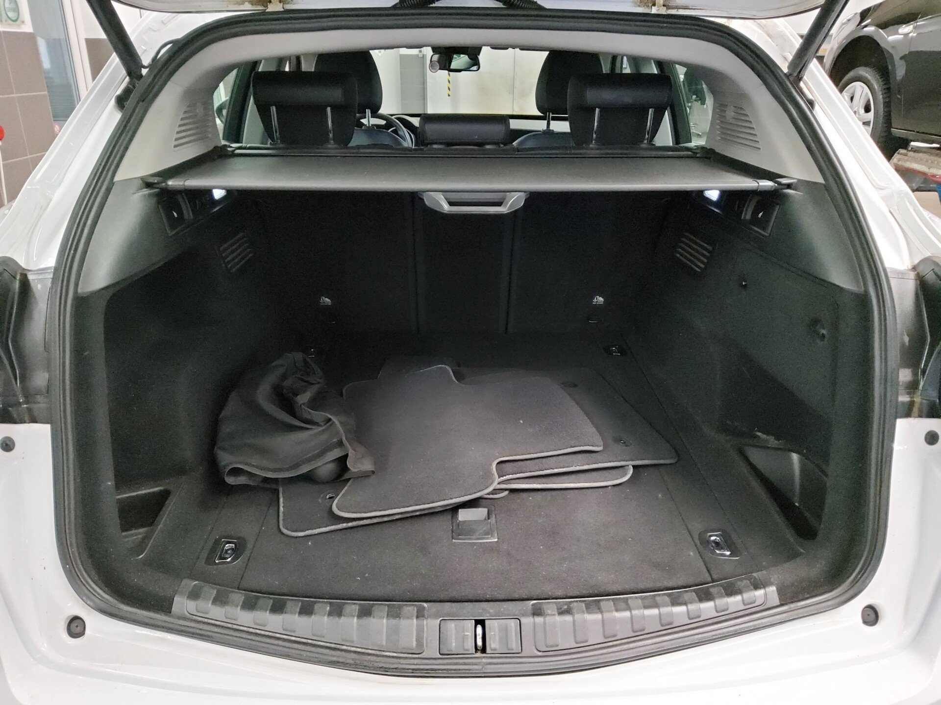 Alfa Romeo Stelvio 2.2 JTDM 11