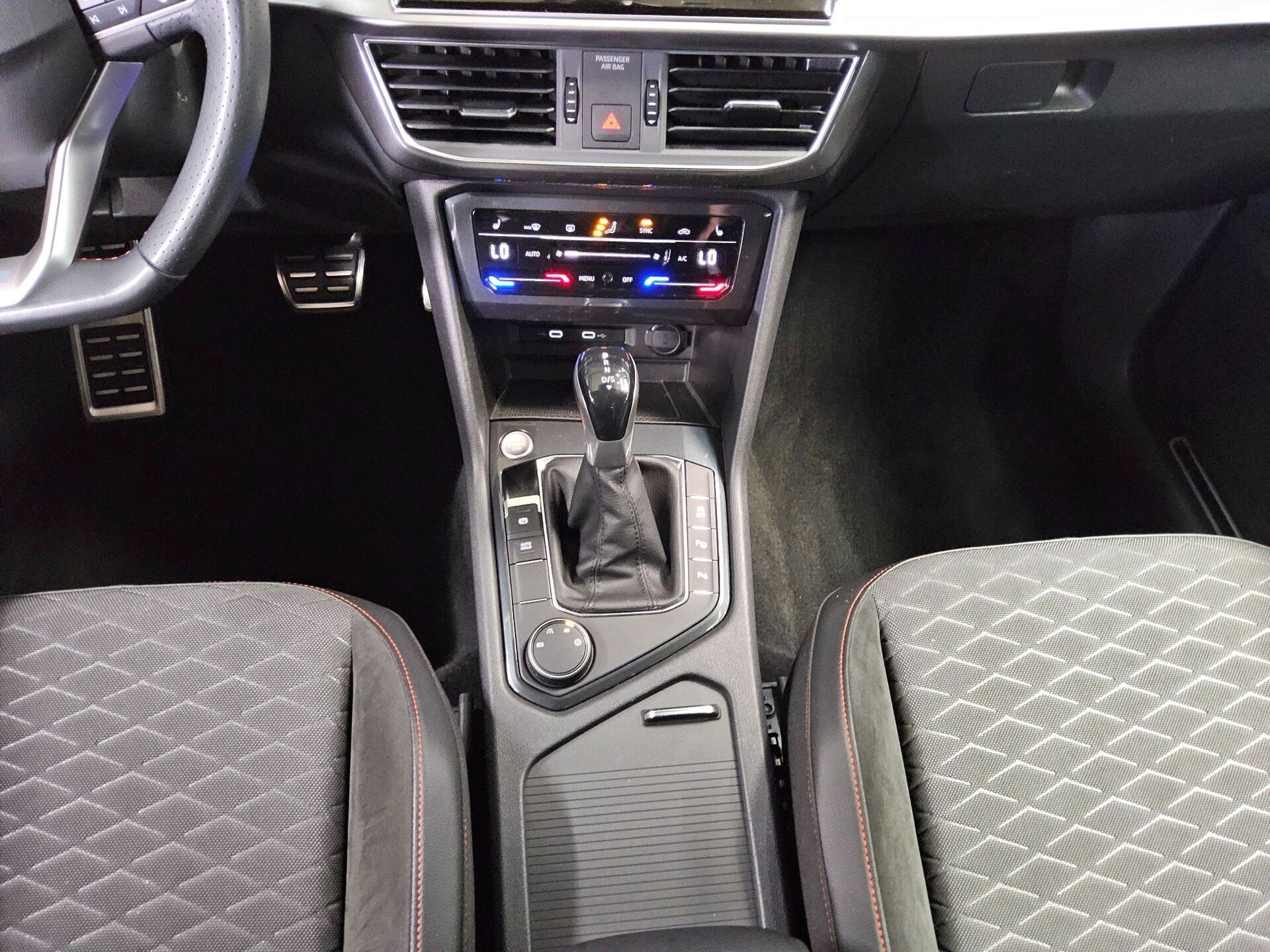 Seat Tarraco 2.0 TDI FR-Line Navi LED vc Beats AHK 6