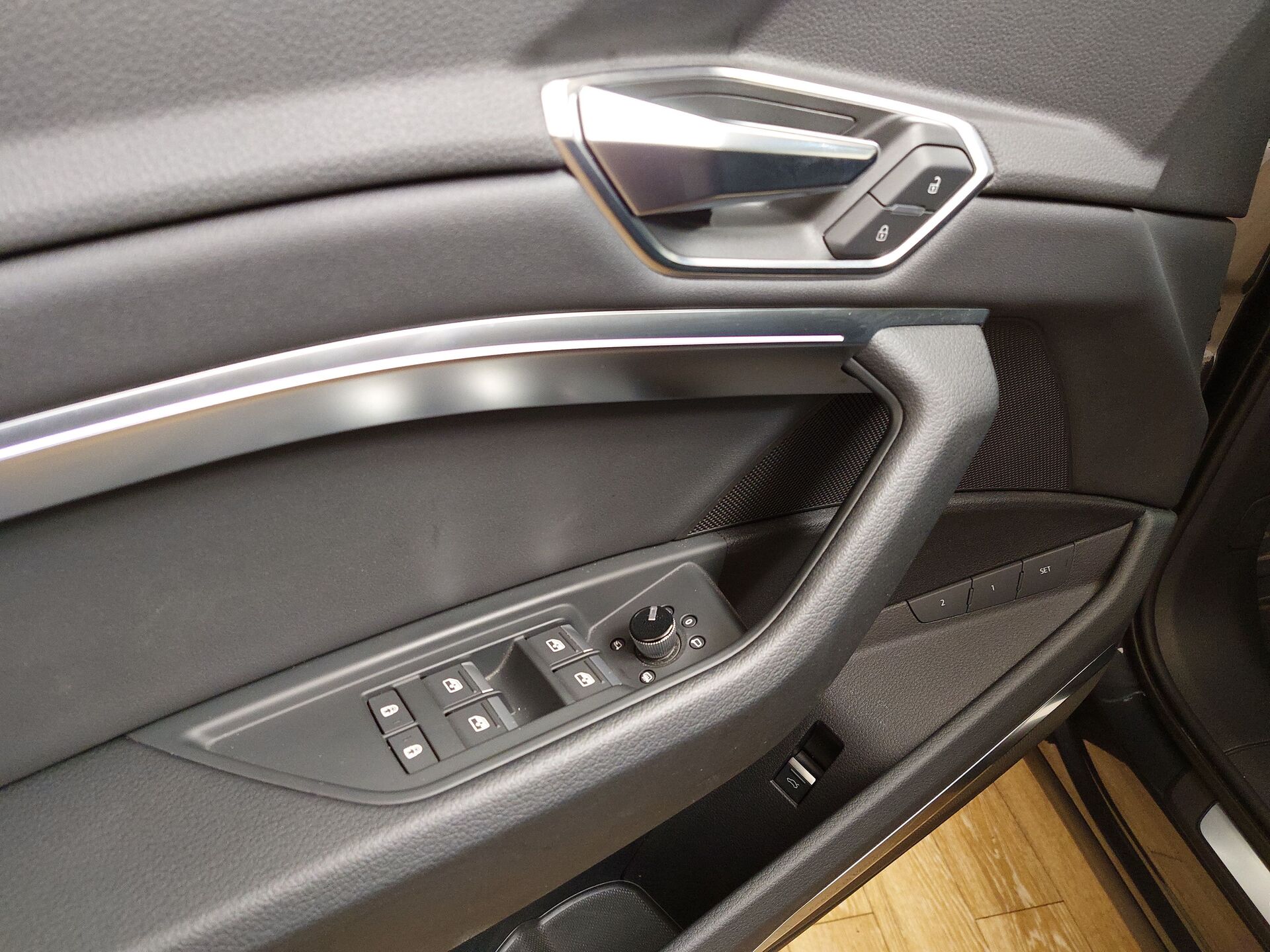 Audi e-tron 55 Qu. advanced Navi LED 10