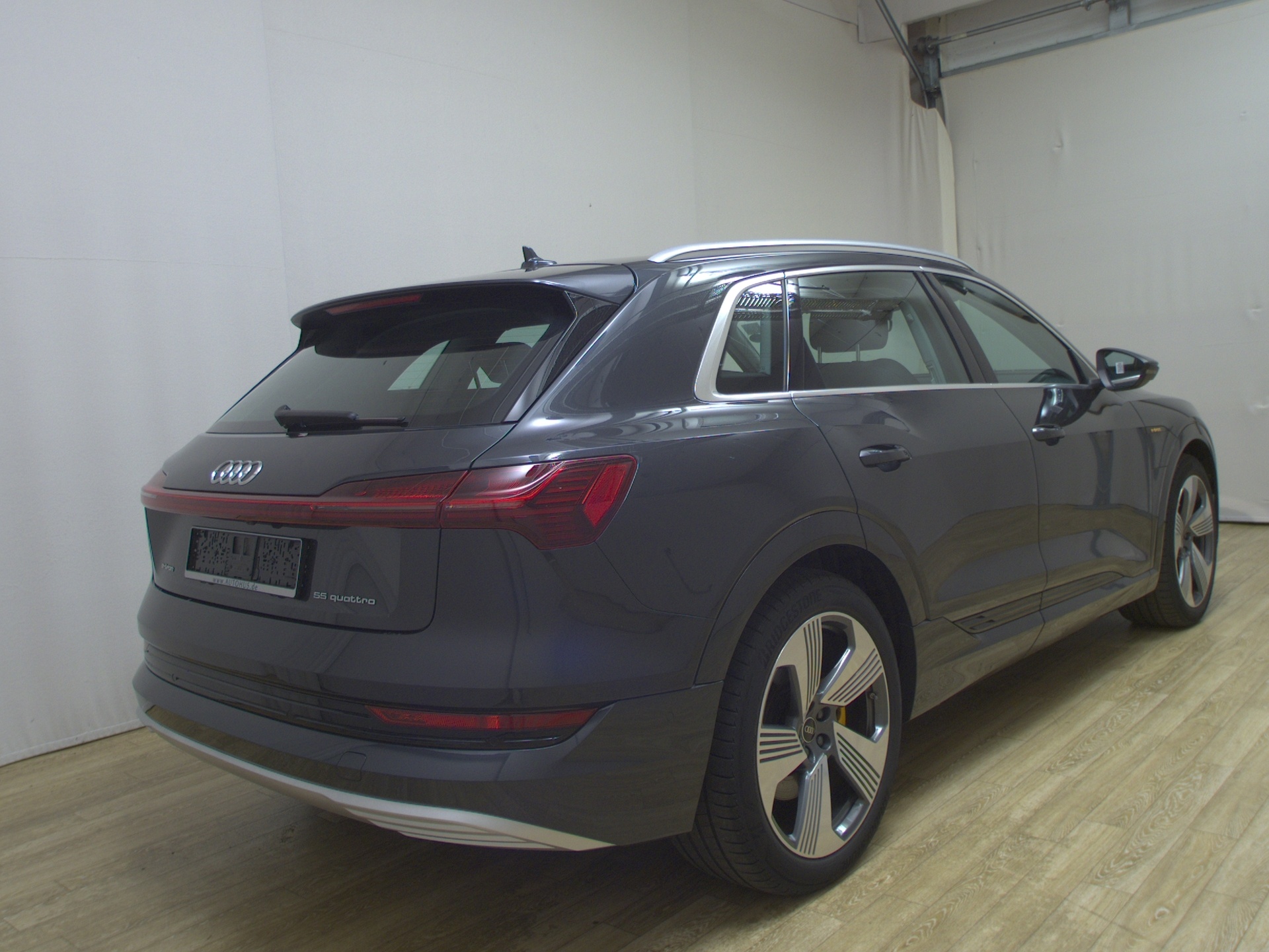 Audi e-tron 55 Qu. advanced Navi LED 4