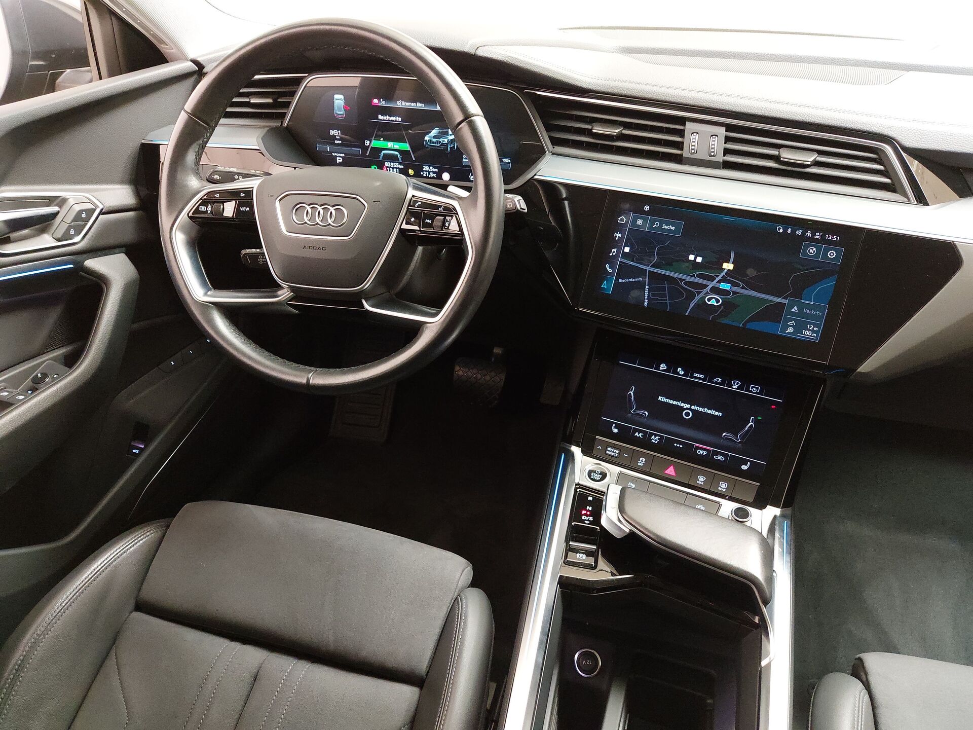 Audi e-tron 55 Qu. advanced Navi LED 12