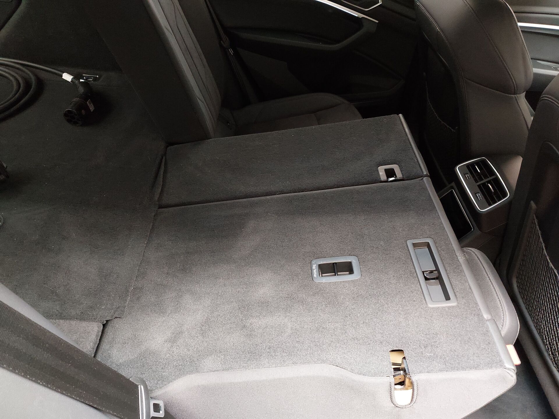Audi e-tron 55 Qu. advanced Navi LED 14