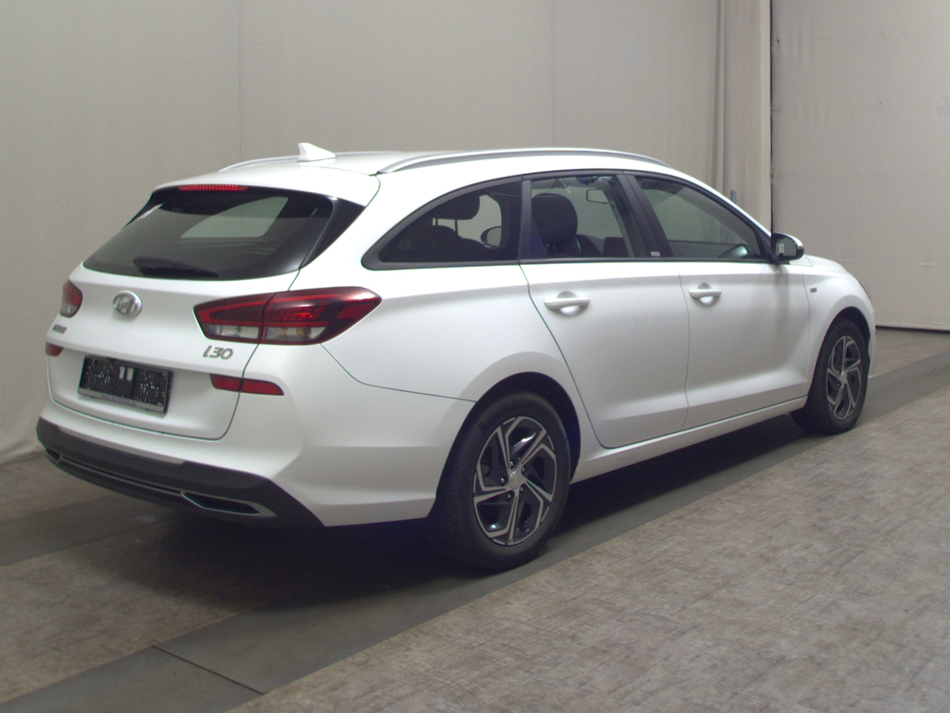 Hyundai i30 1.6 CRDI Trend Navi LED RfK PDC Shz Tempomat 4
