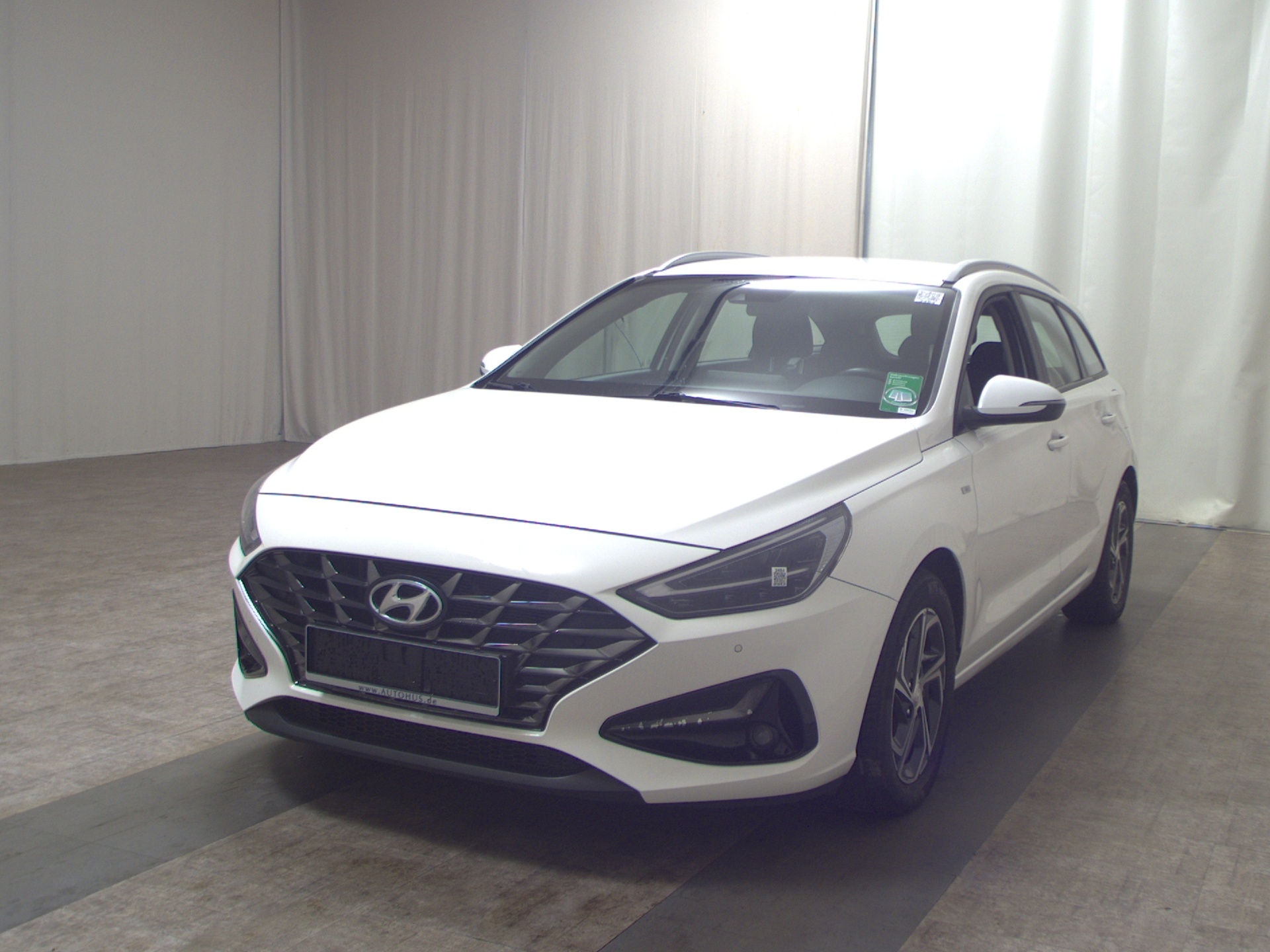 Hyundai i30 1.6 CRDI Trend Navi LED RfK PDC Shz Tempomat 2