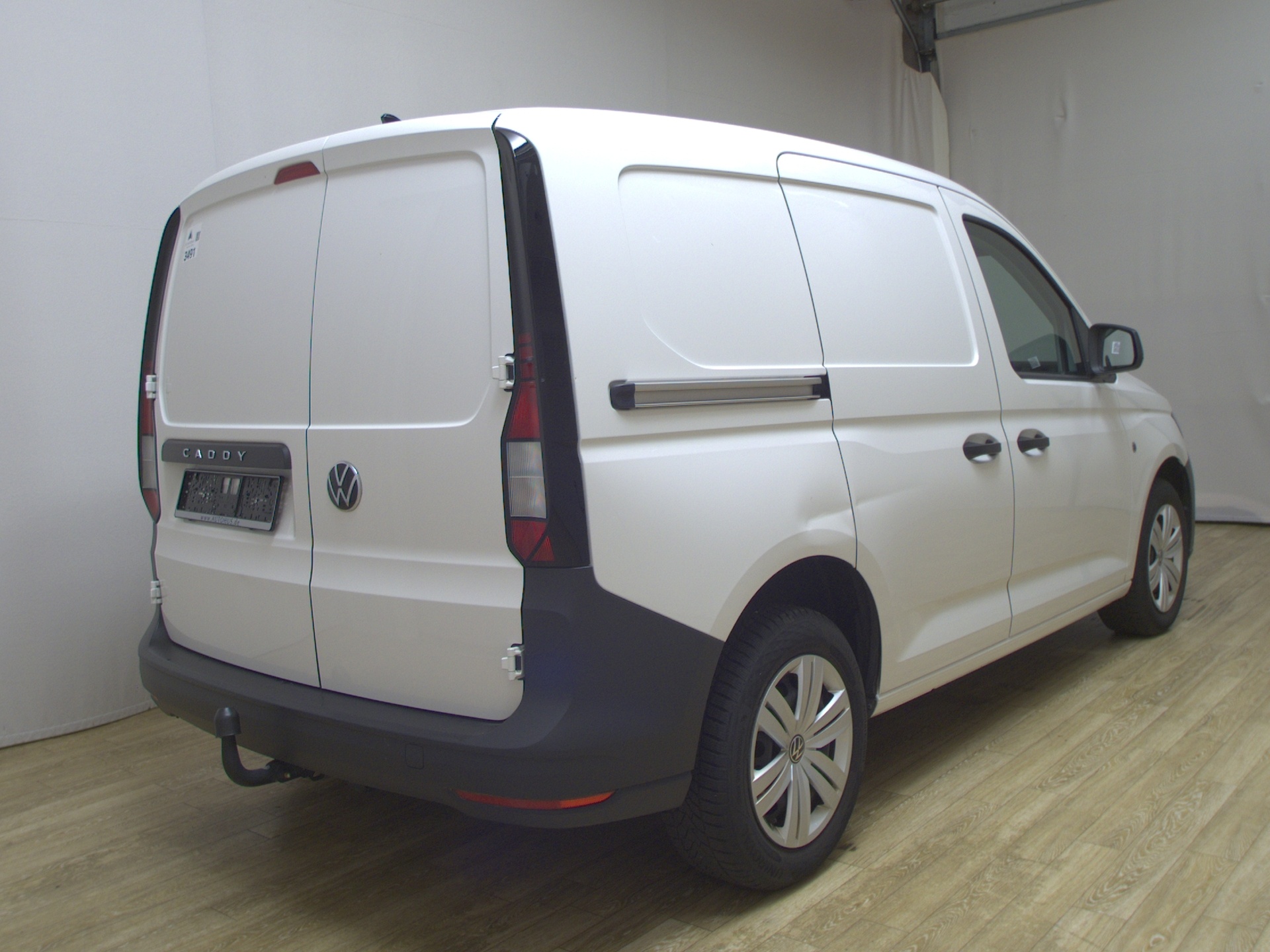 Volkswagen Caddy Cargo 2.0 TDI Kasten DAB+ AHK 4