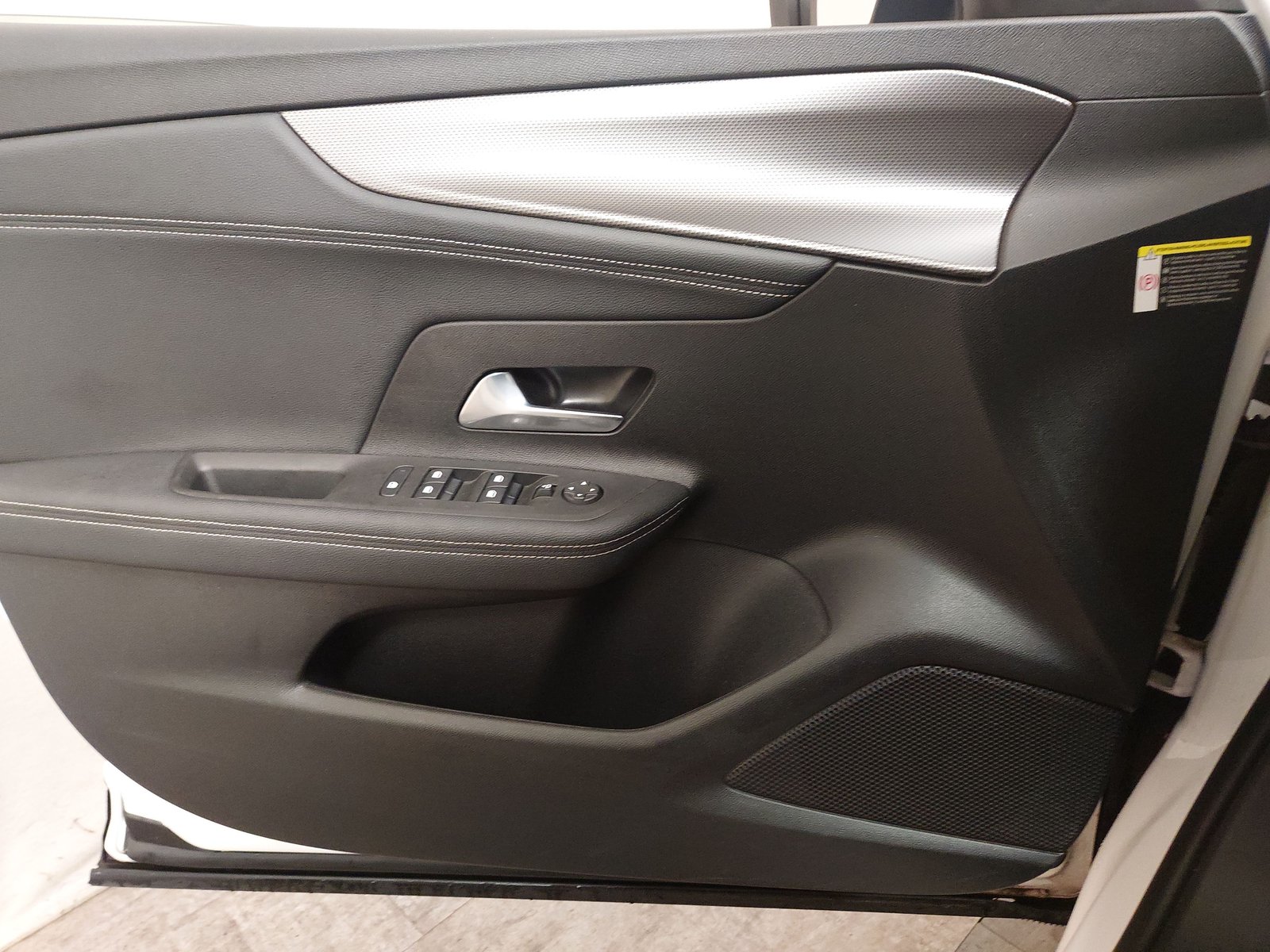 Opel Mokka-e Elegance NAVI CARPLAY ANDROID KLIMAAUT SHZ 5