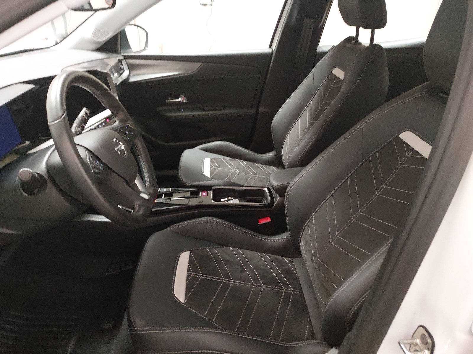 Opel Mokka-e Elegance NAVI CARPLAY ANDROID KLIMAAUT SHZ 6