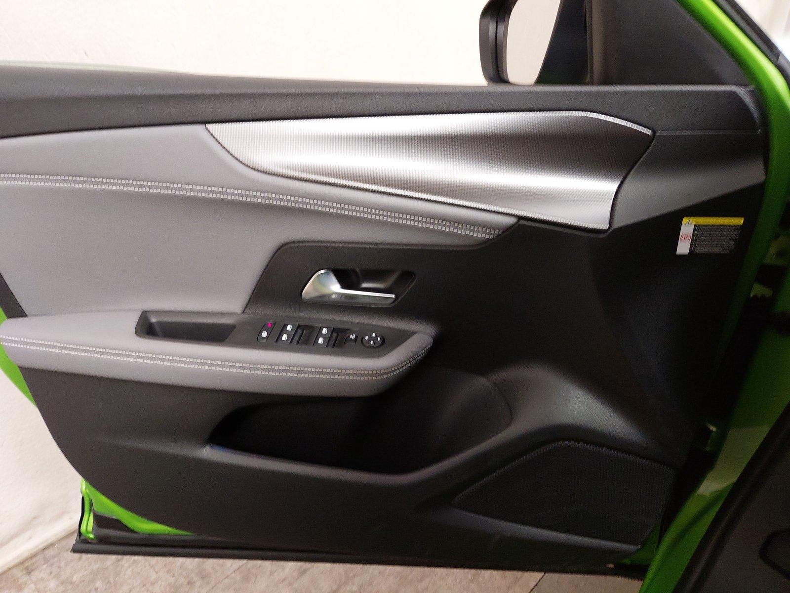 Opel Mokka-e Elegance NAVI CARPLAY ANDROID KLIMAAUT PDC 5