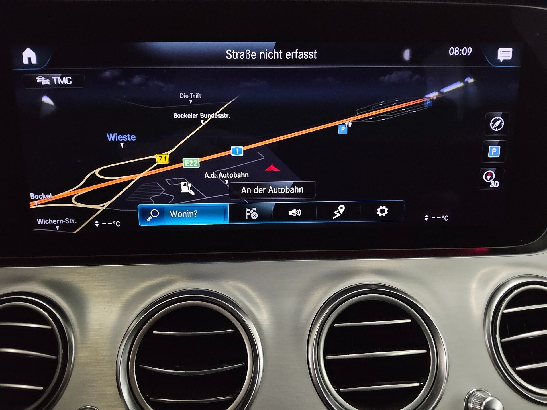 Mercedes-Benz E 300 T e Avantgarde T-Leder Navi LED RfK Dsitr+ 7