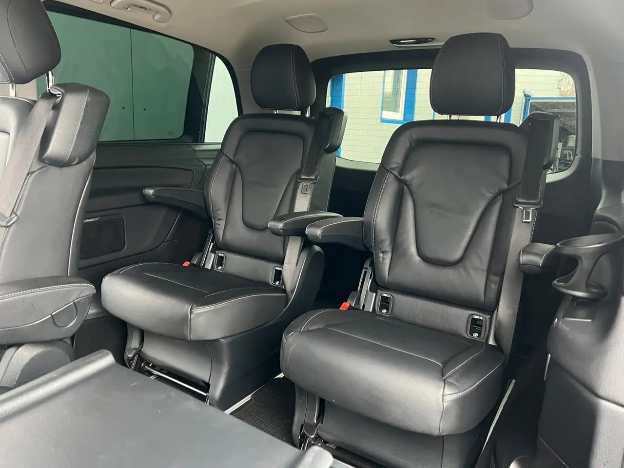 Mercedes-Benz V 300 V300d LANG SPORTPAKET LEDER LED STANDHEIZUNG AHK 14