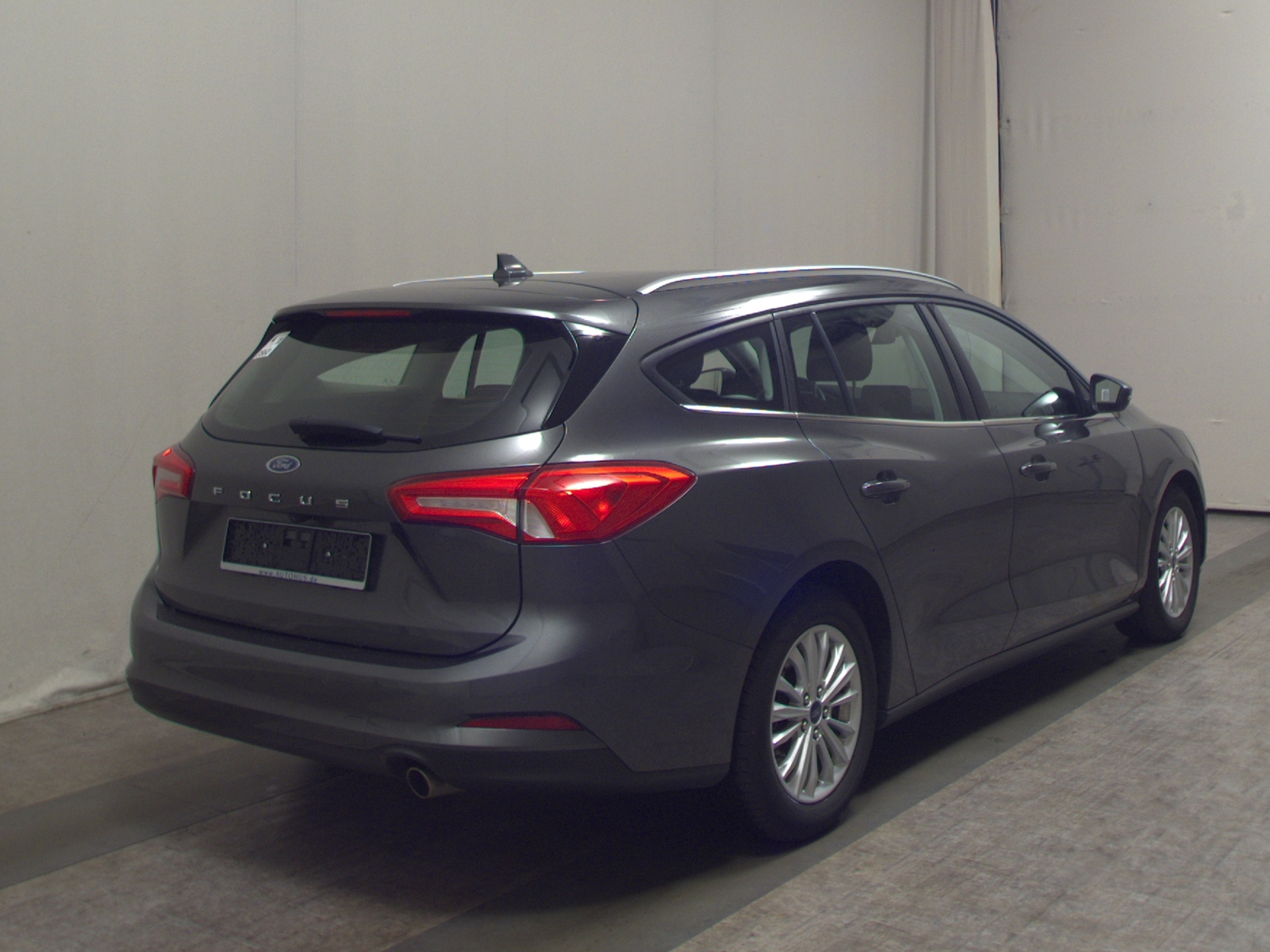 Ford Focus Turnier 1.5 EB Titanium NAVI SHZ PDC LED ACC 4