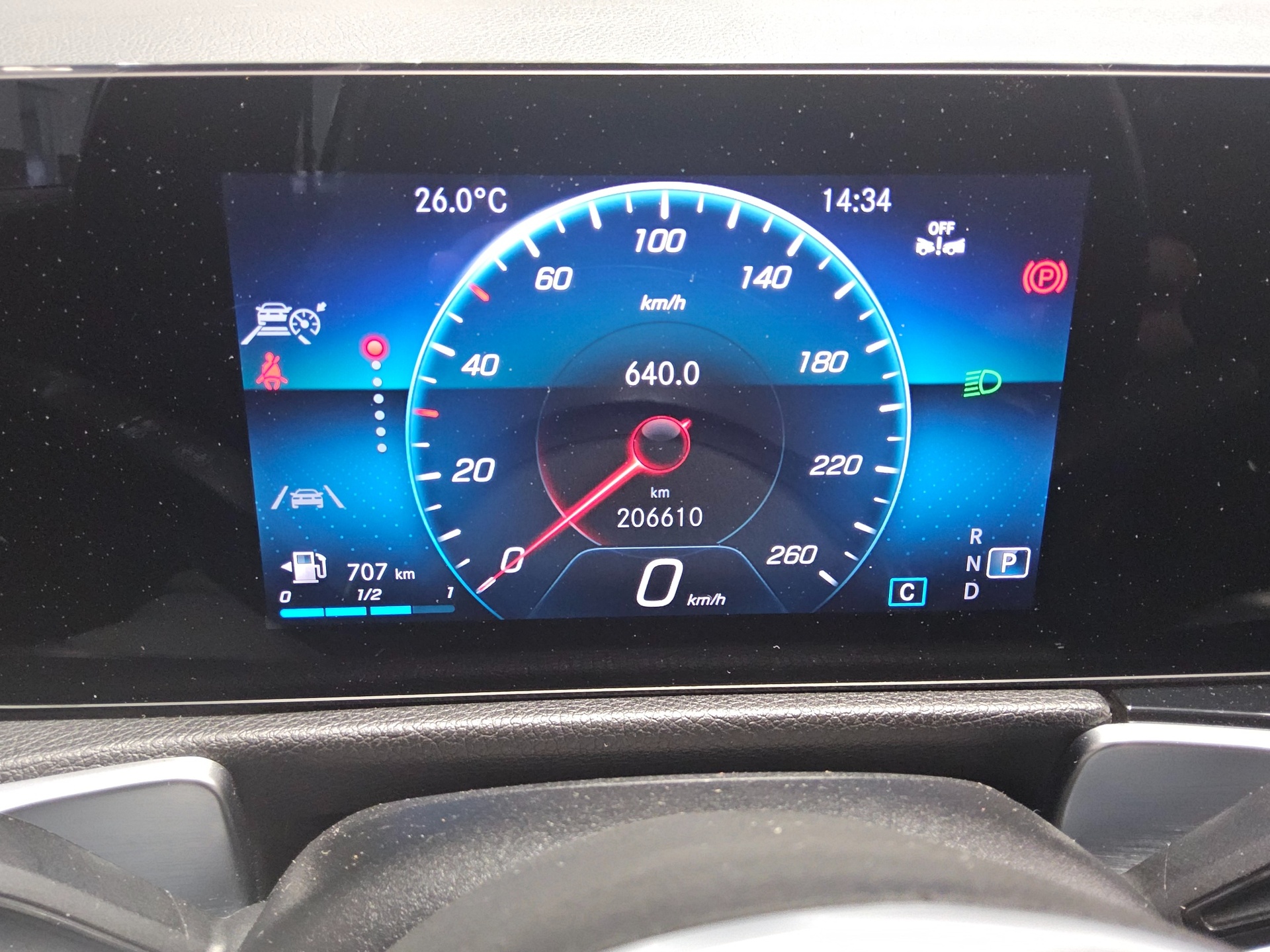 Mercedes-Benz GLB 220 d 4M Progressive Nav LED RfK AHK Distr.+ 8
