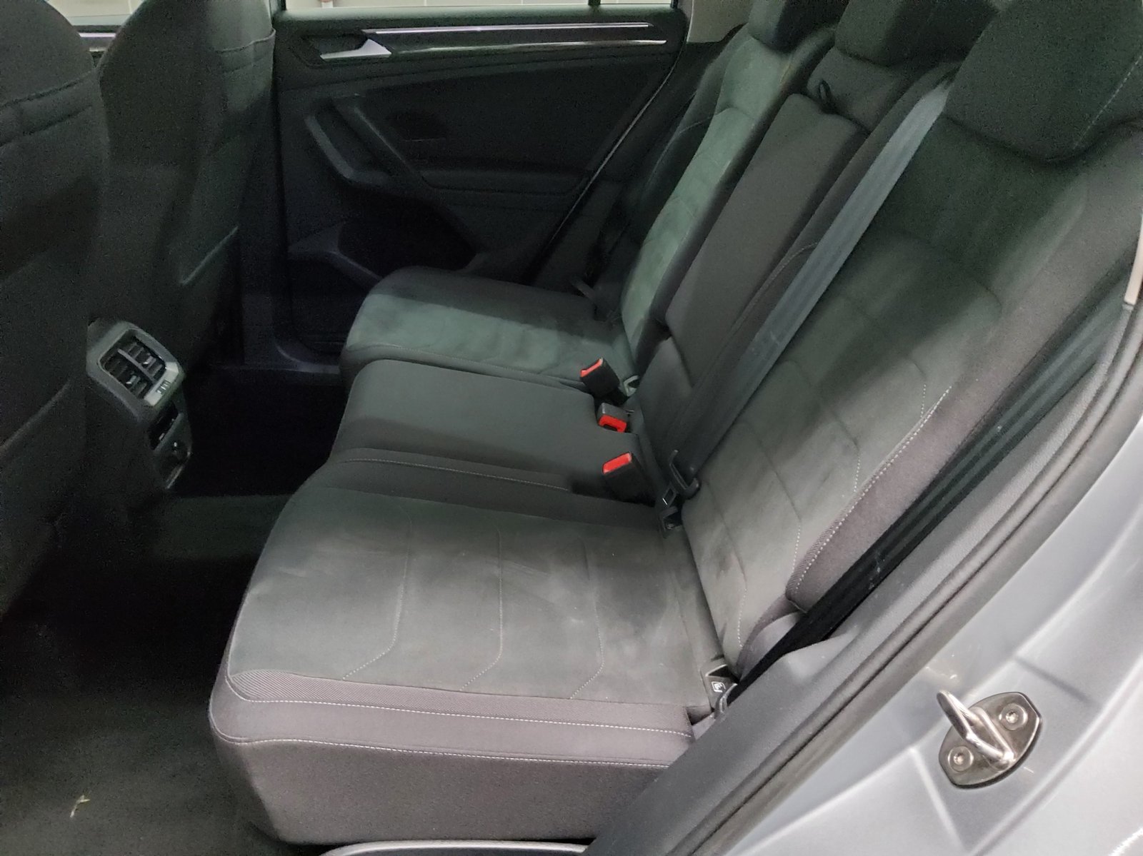 Volkswagen Tiguan 2.0 TDI Life Navi Matrix DC PDC 13