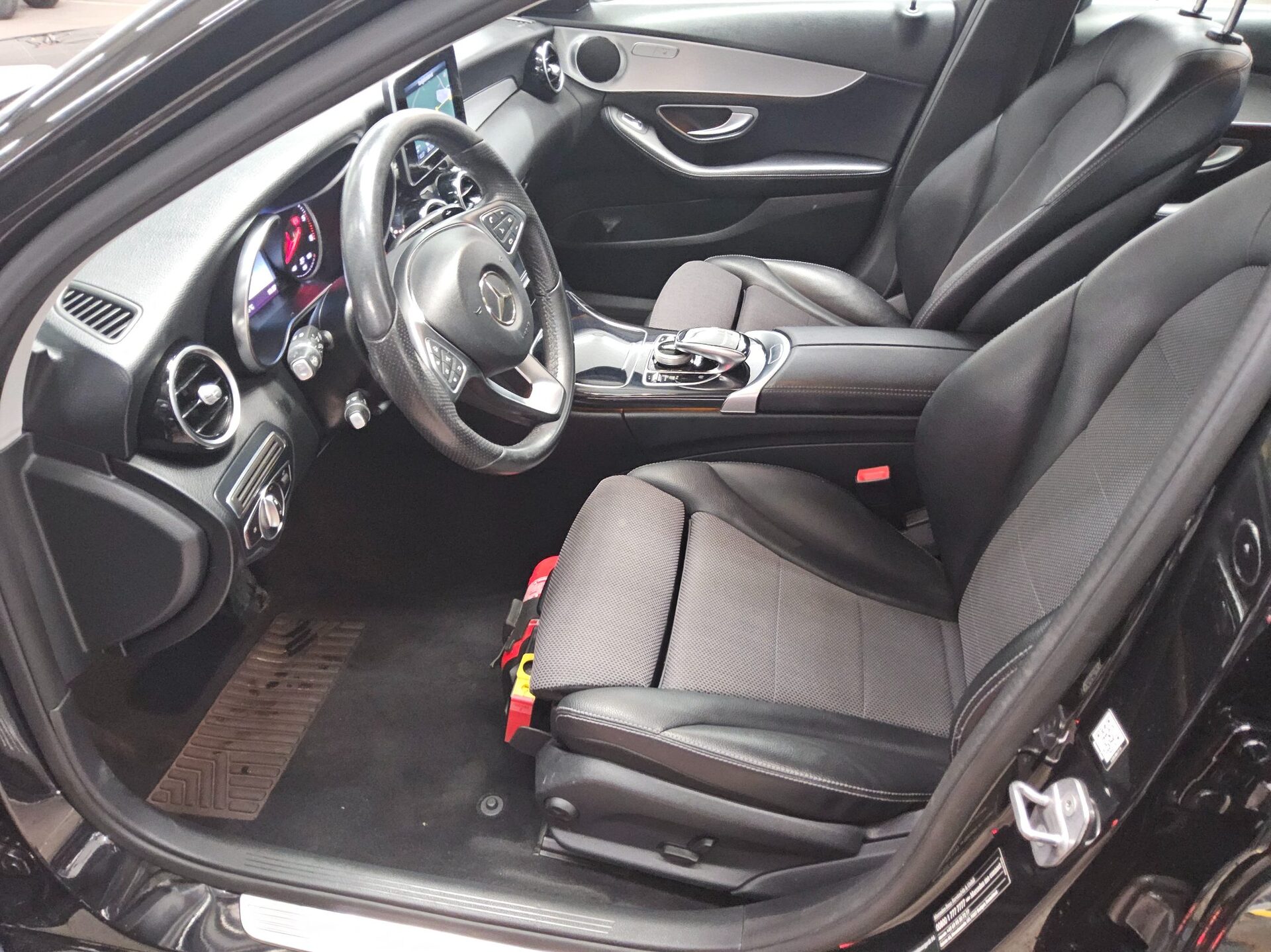 Mercedes-Benz C 250 T d Avantgarde Navi LED Shz RFK 8