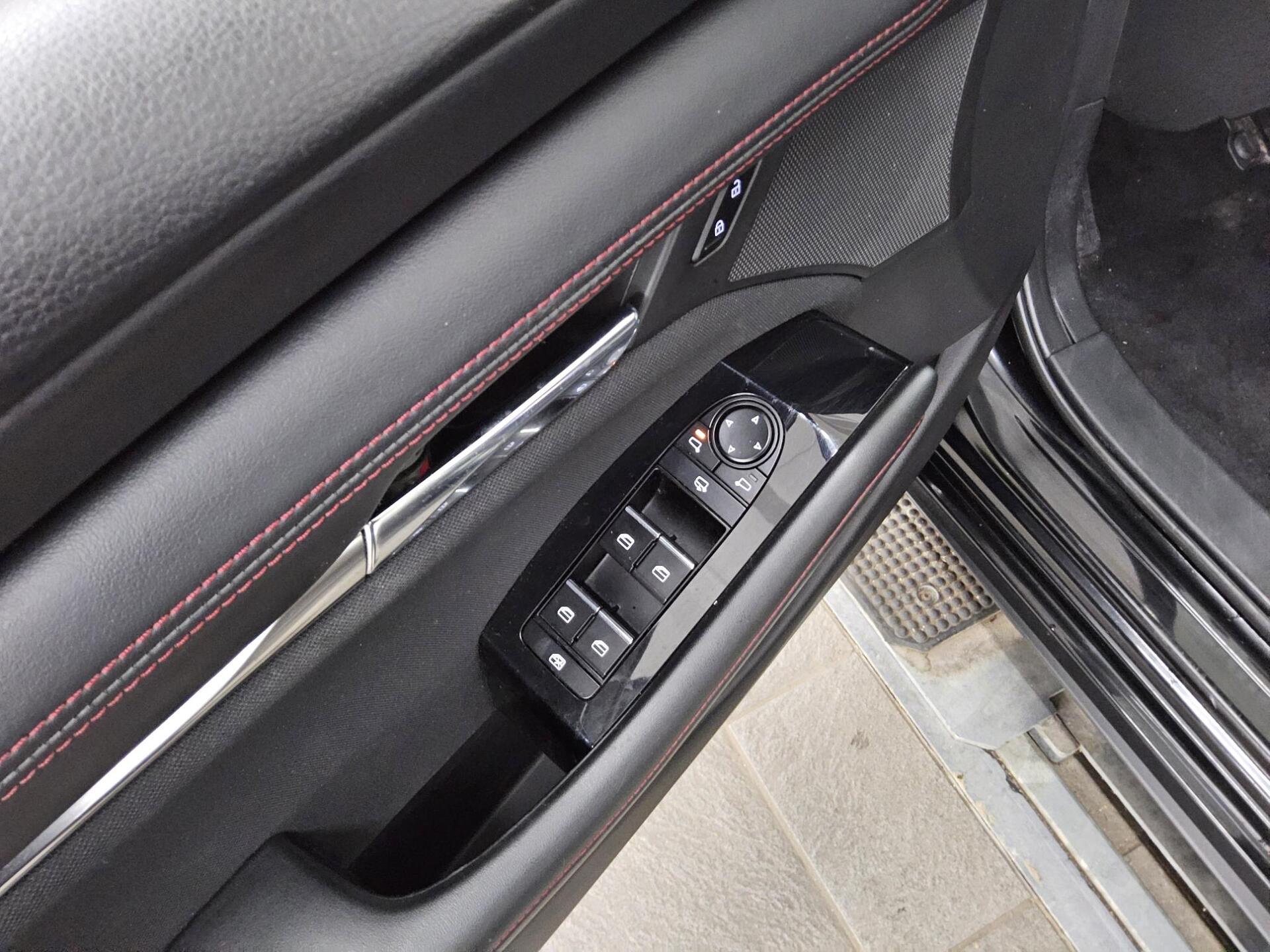 Mazda 3 2.0 SKYACTIV-G Homura Navi LED RfK HuD PDC Shz 9