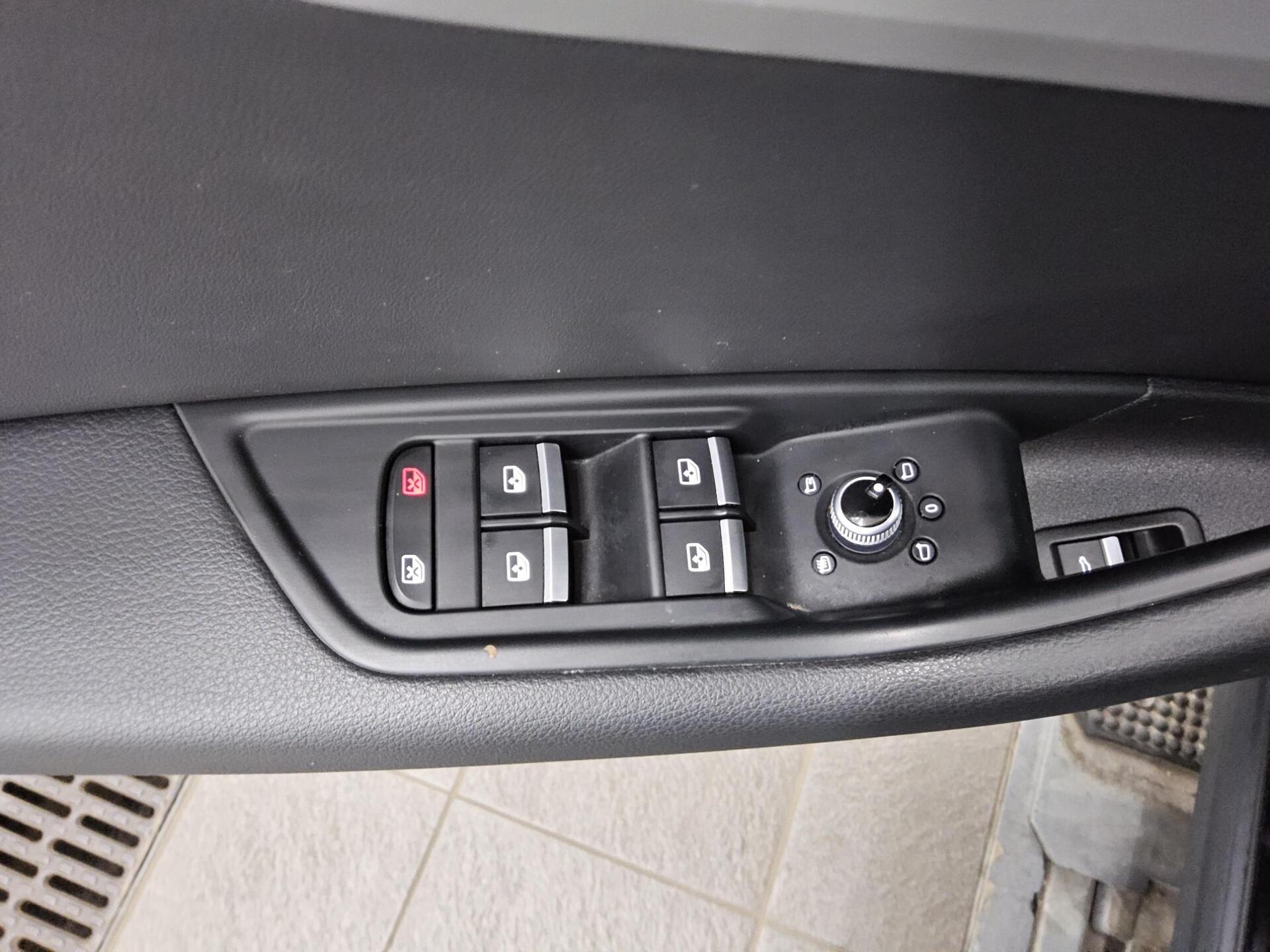 Audi A4 Allroad 40 TDI Qu. Navi Matrix T-Leder AHK RFK 9