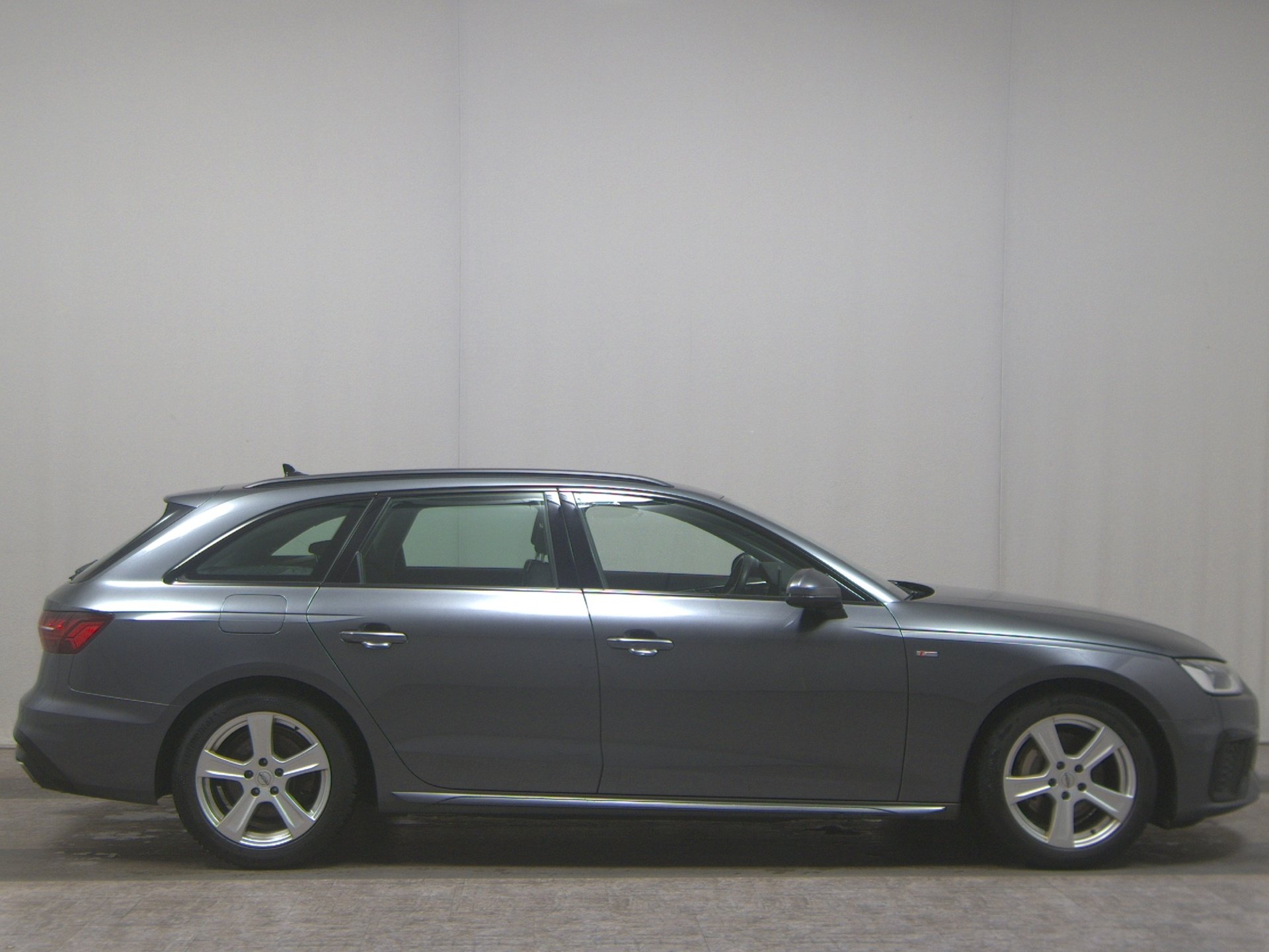 Audi A4 Avant 40 TDI S-Line
