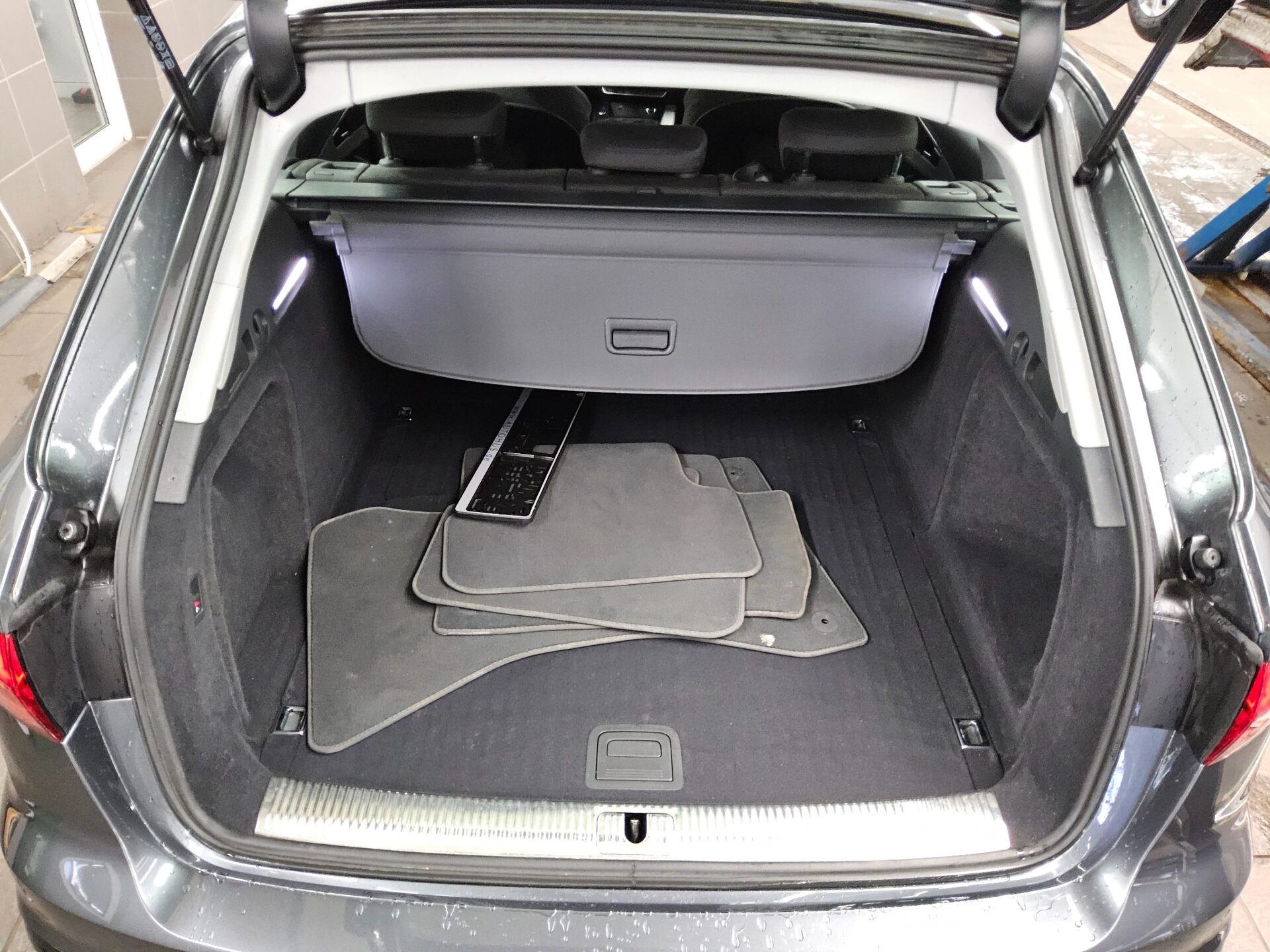 Audi A4 Avant 40 TDI S-Line 12