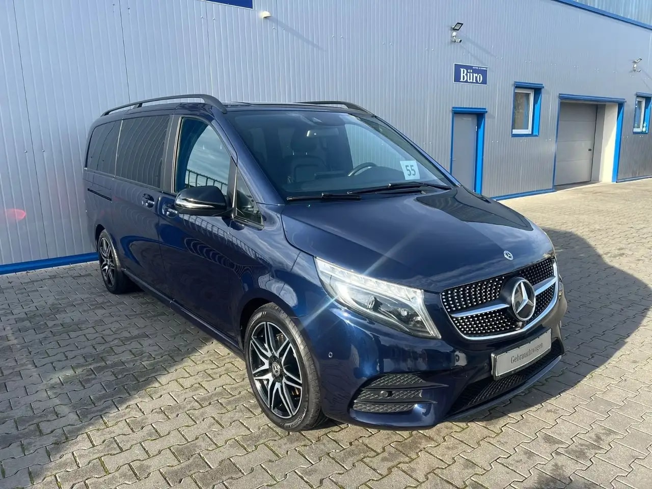 Mercedes-Benz V 300 LANG AMG WEBASTO LED AHK EL.TÜREN 3