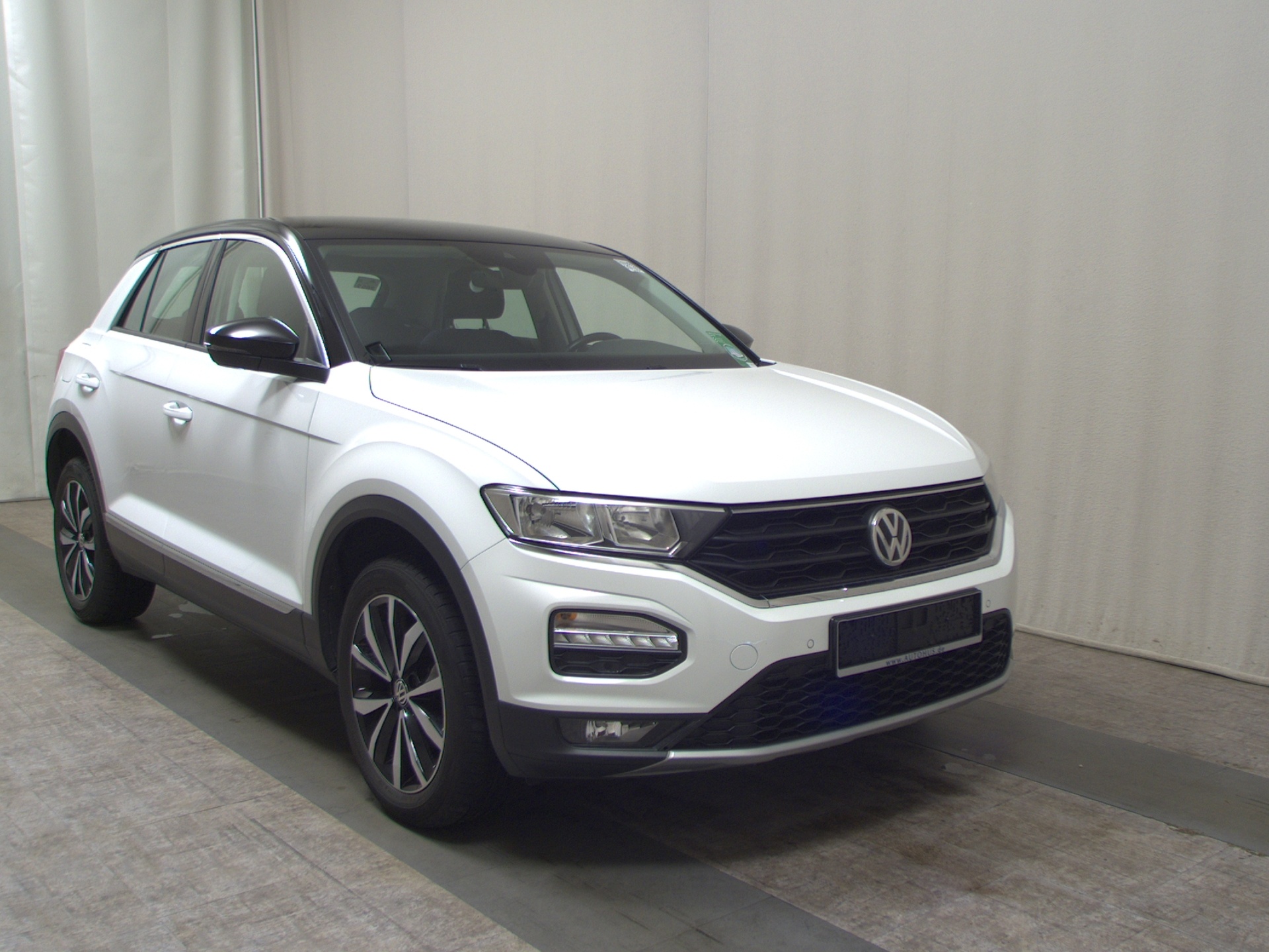 Volkswagen T-Roc 1.0 TSI Style Navi AID ACC PDC Shz MFL 3