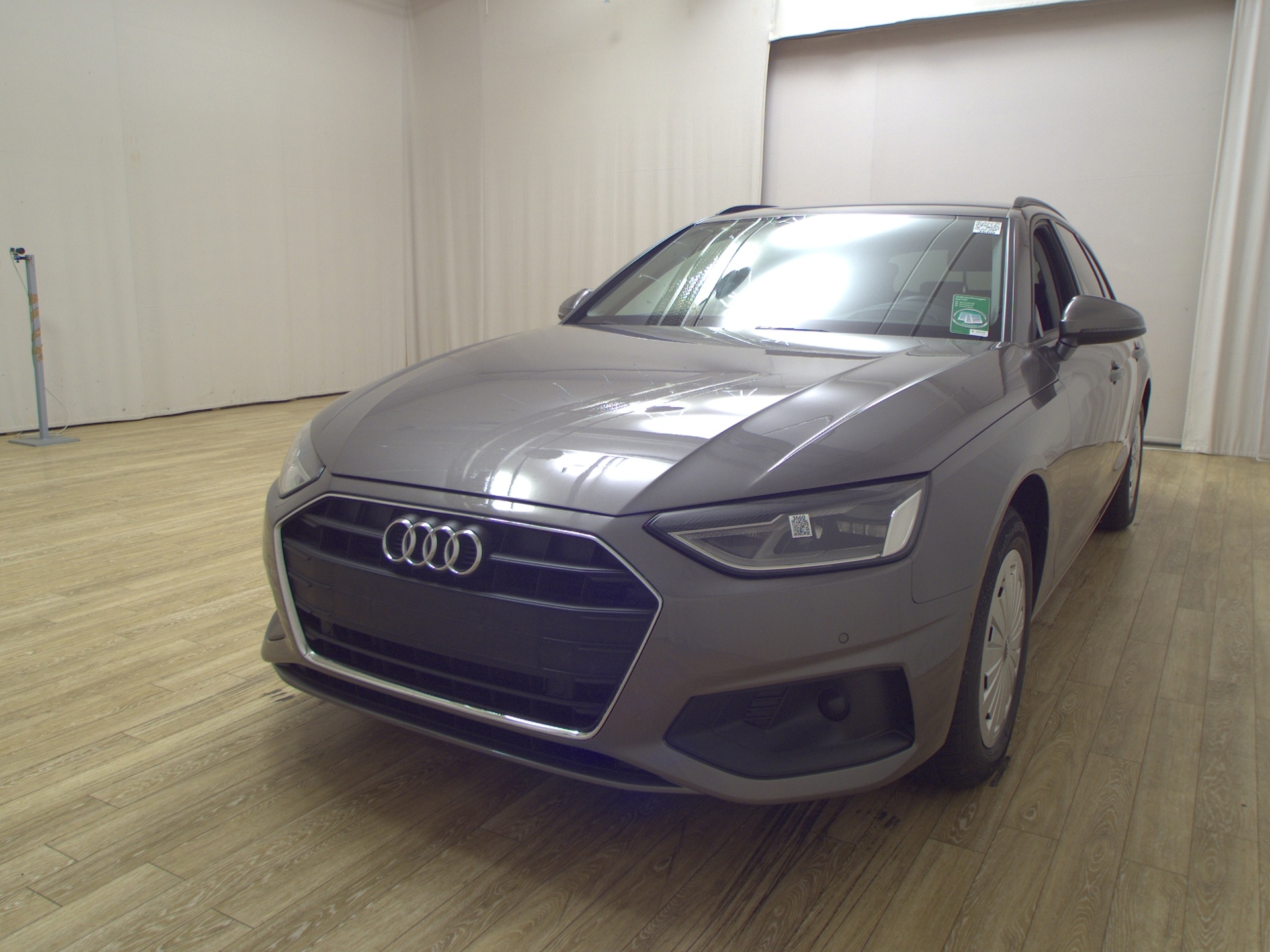 Audi A4 Avant 30 TDI Leder Navi LED vc HuD Ambiente 2
