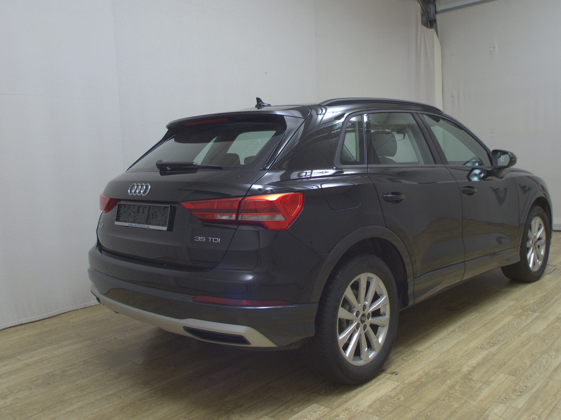 Audi Q3 35 TDI advanced Leder Navi LED vc ACC Sound 4