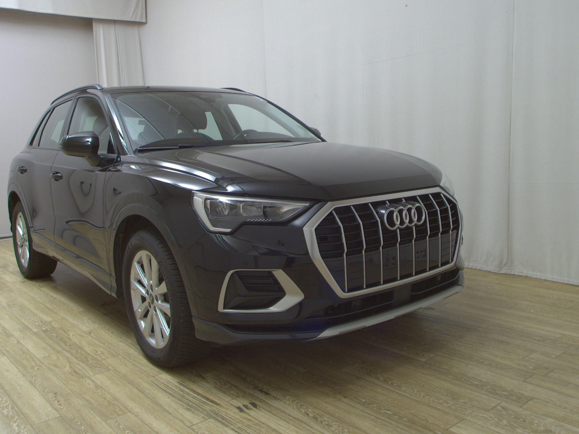 Audi Q3 35 TDI advanced Leder Navi LED vc ACC Sound 3