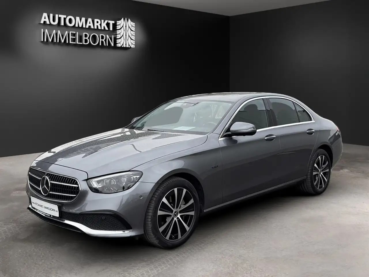 Mercedes-Benz E 300 de Pano*360*Mubeam*Distro*AHK*Navi*DAB*18 2