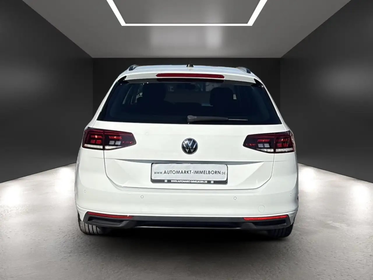 Volkswagen Passat Panorama*ACC*LED*Massag*Spur*Kamera*AHK 10