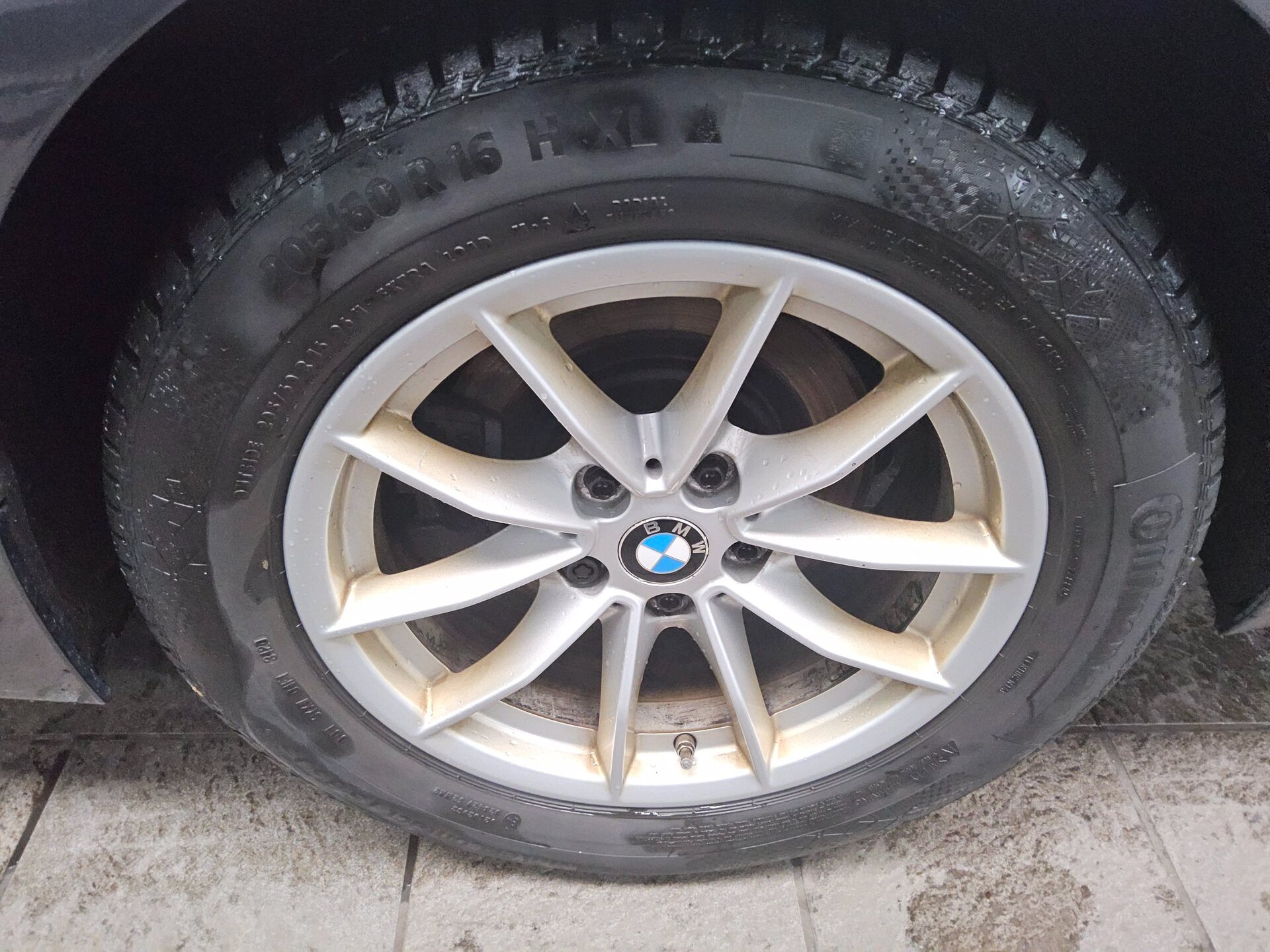 BMW 320dA Advantage Navi LED Ahk PDC SHZ 9