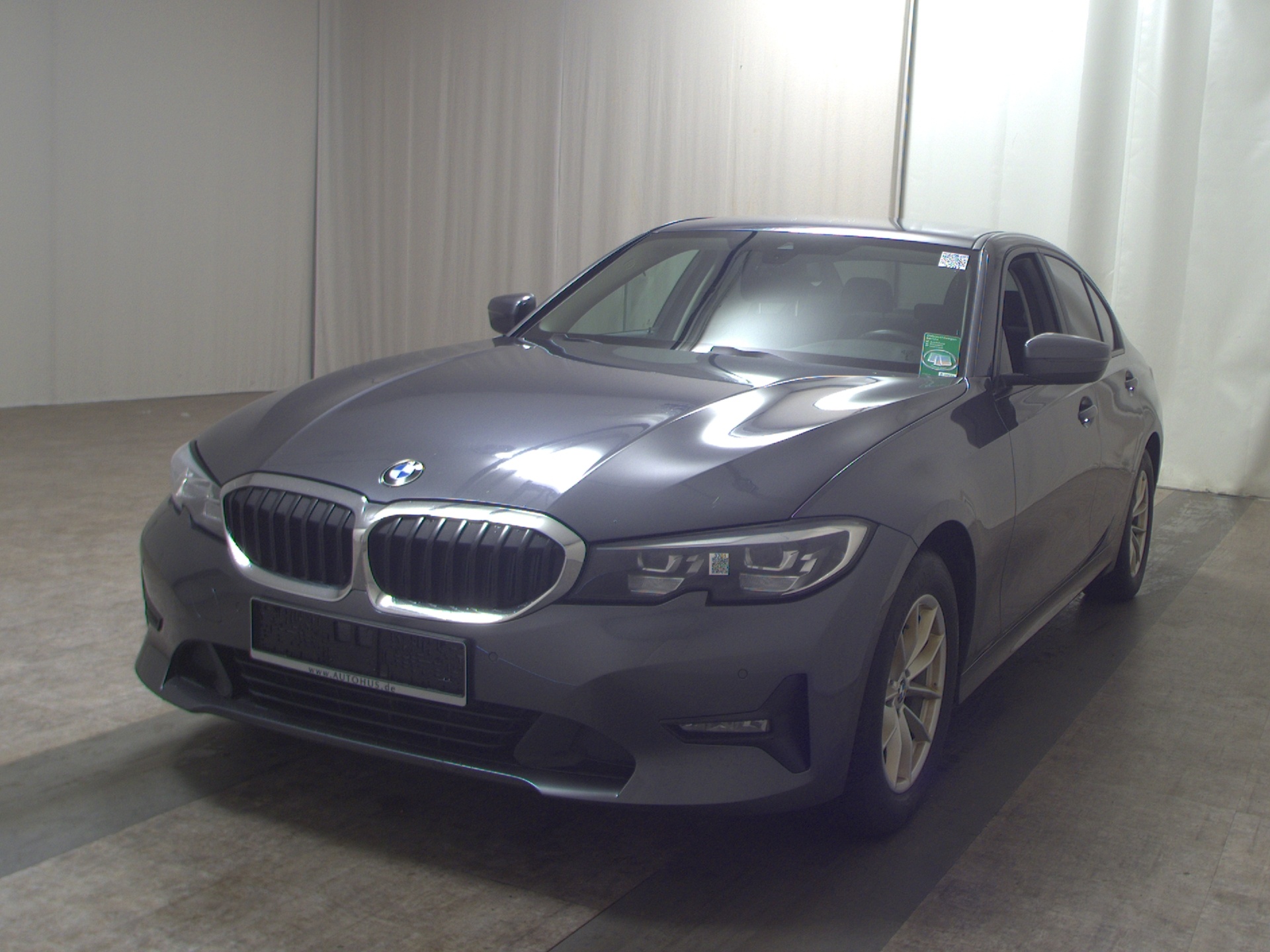 BMW 320dA Advantage Navi LED Ahk PDC SHZ 2