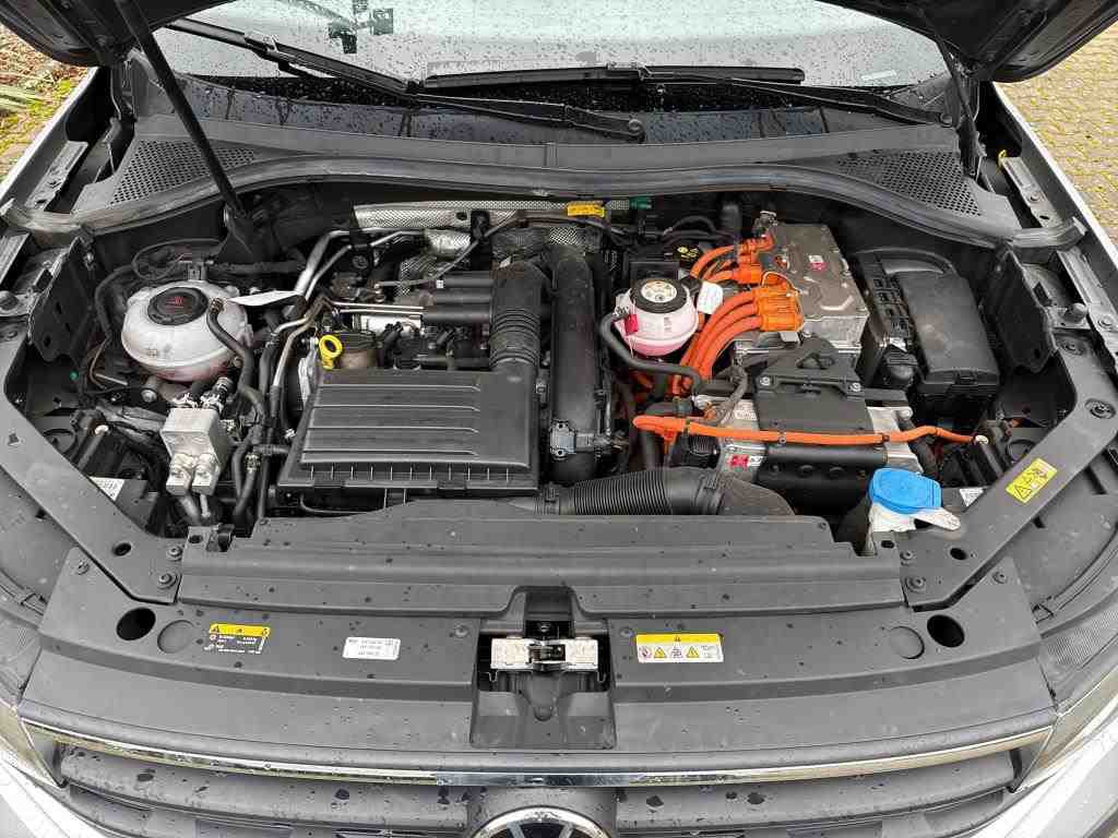 Volkswagen Tiguan 1.4 TSI e Life NAVI KLIMAAUT SHZ PDC LED 10