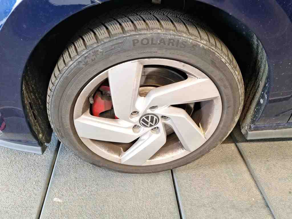 Volkswagen Golf-8 Var. GTE 1.4 TSI GTE NAVI KLIMAAUT SHZ PDC 12