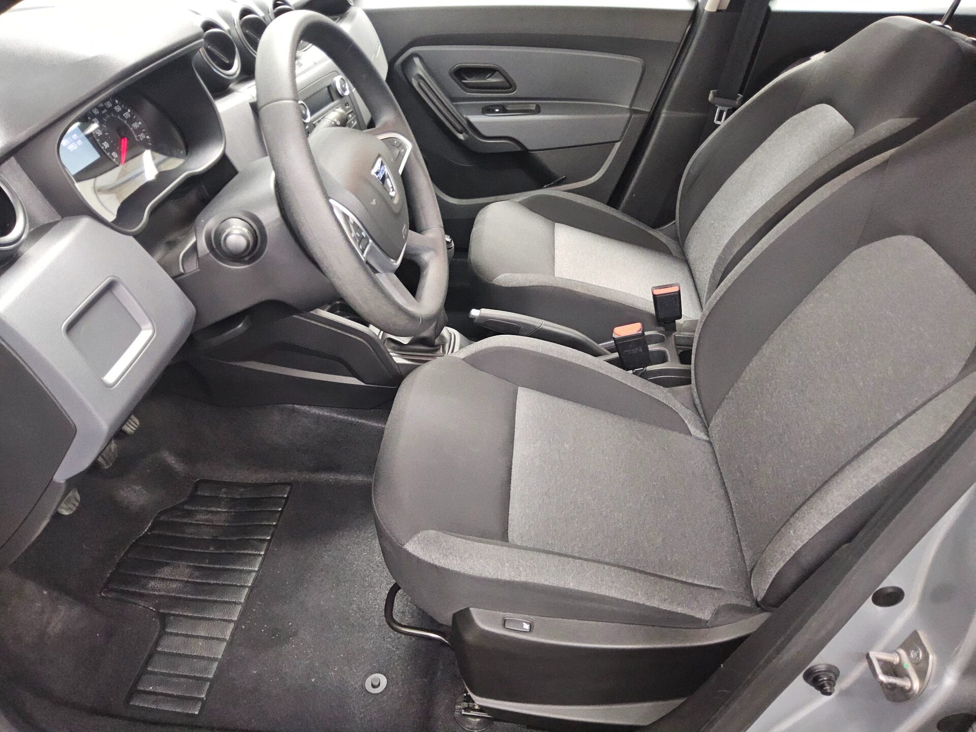 Dacia Duster 1.0 TCe 8