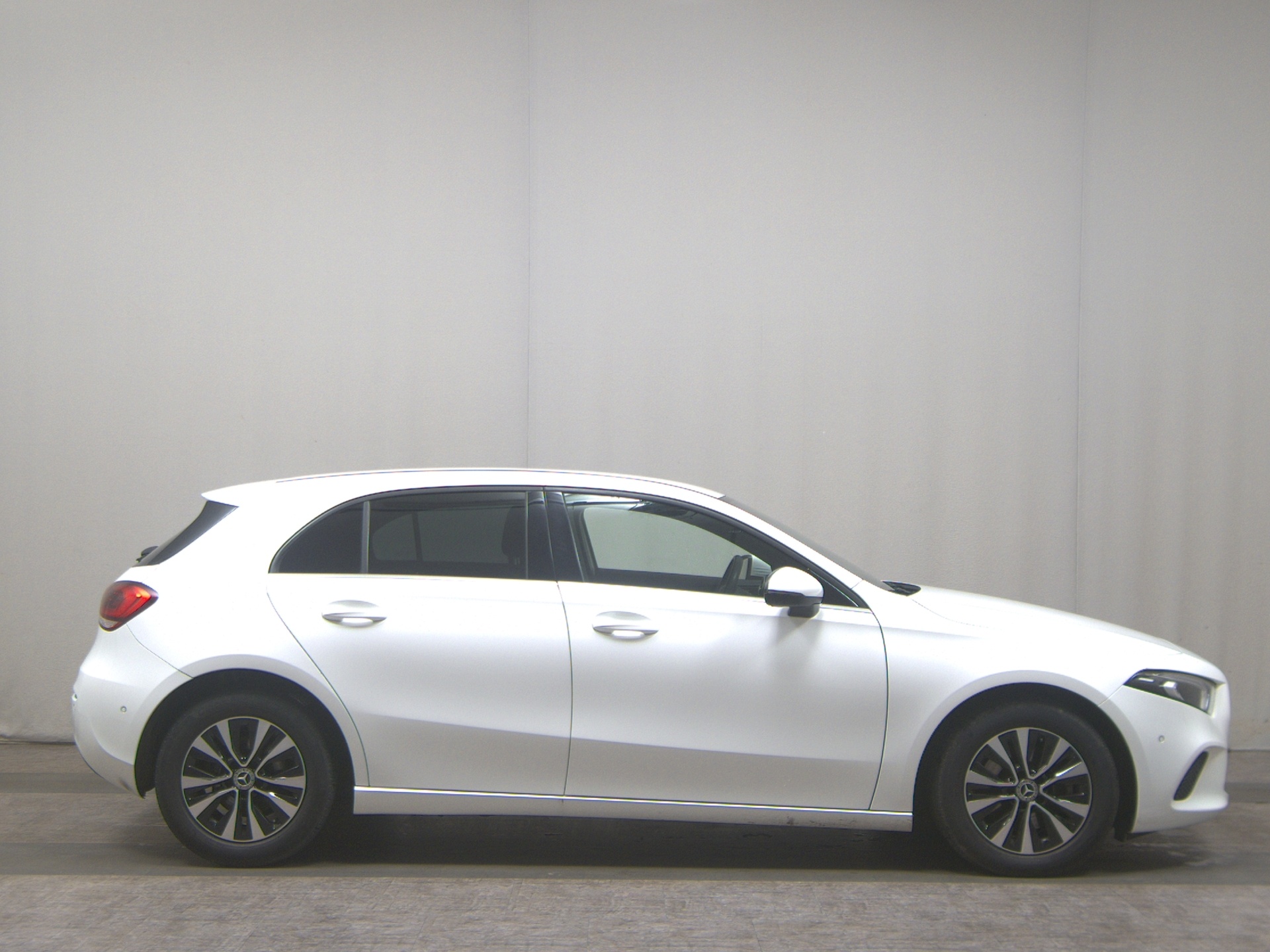 Mercedes-Benz A 180 d T-Leder Navi LED PDC RfK