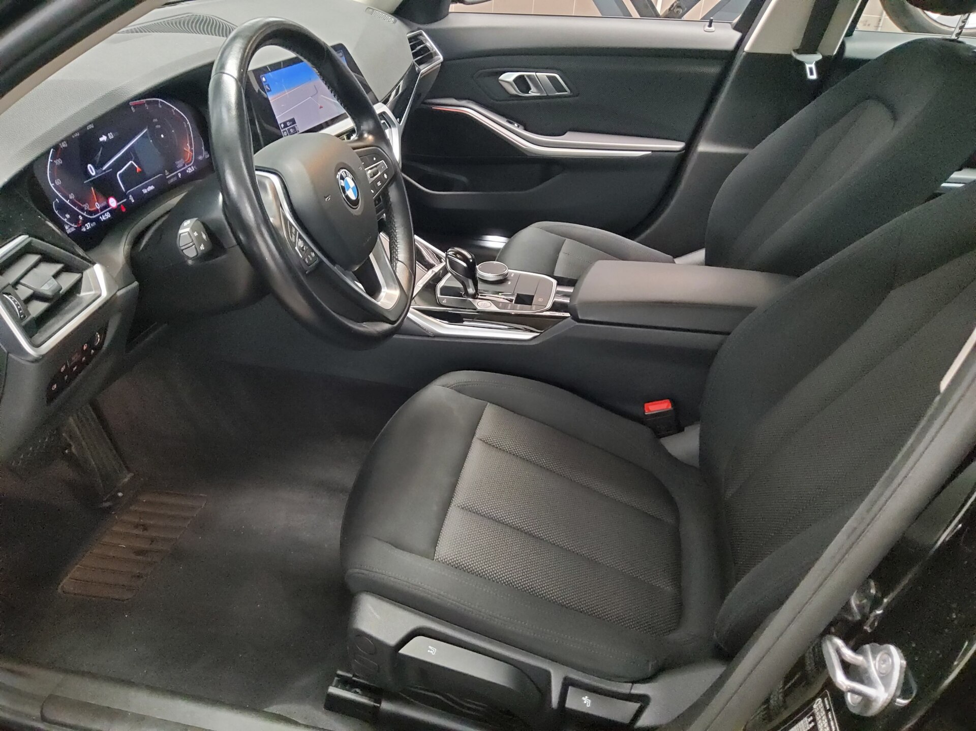 BMW 320dA Navi LED LC Pro Shz 9