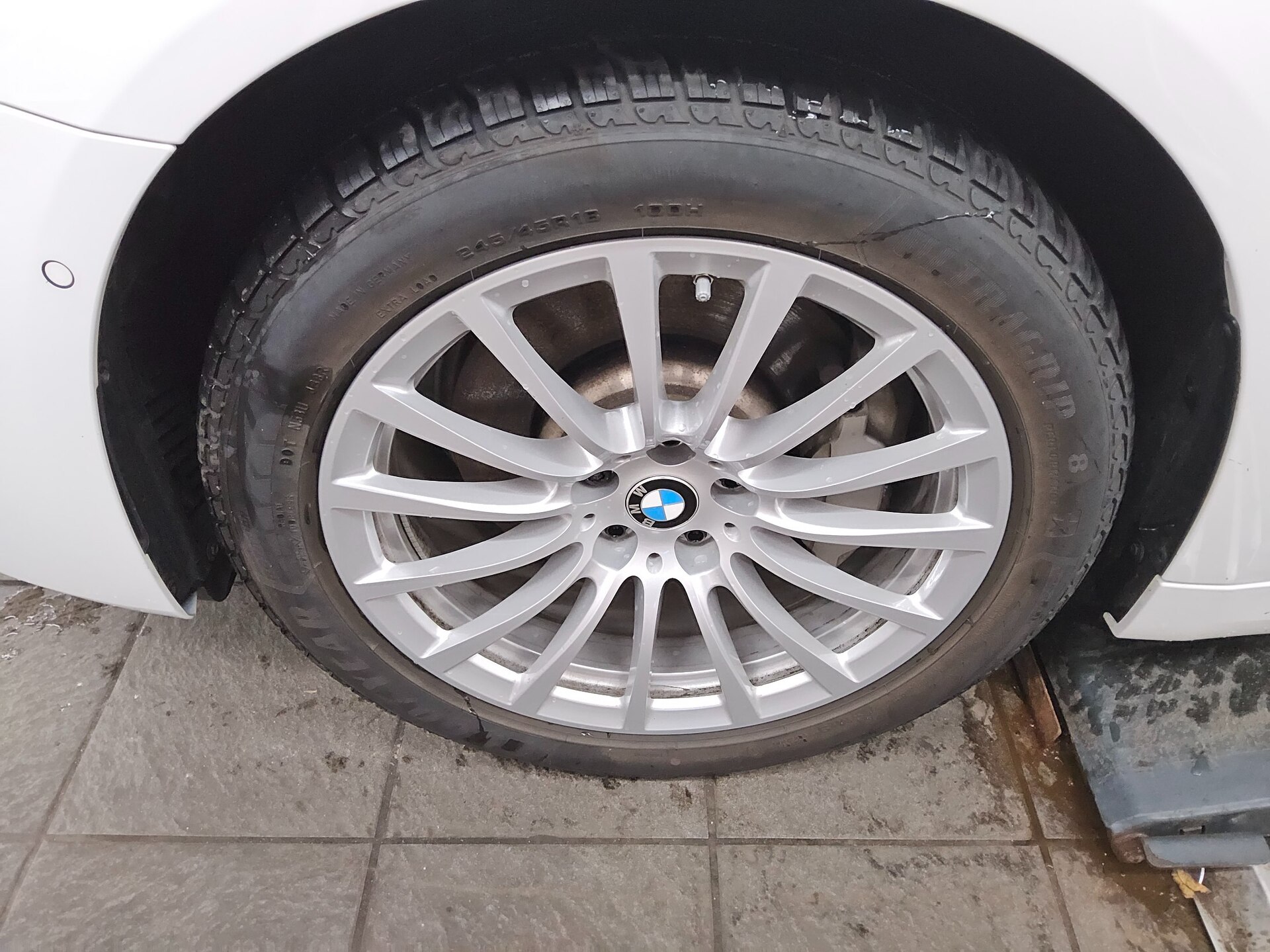 BMW 530e Touring Leder Navi LED LC-Pro AHK RfK Shz 11