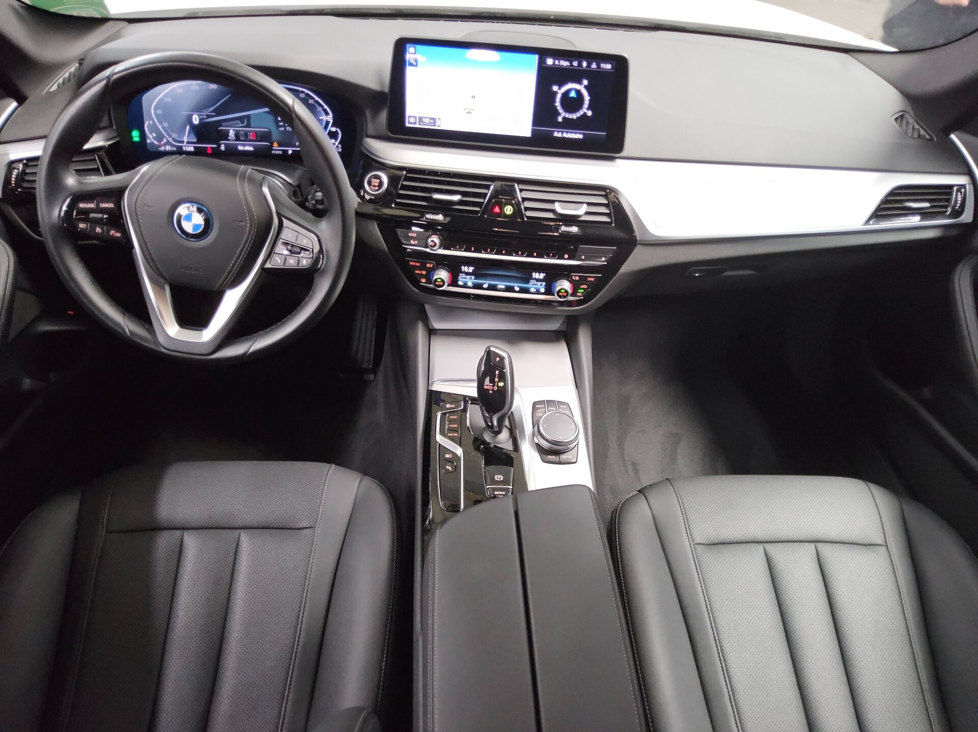 BMW 530e Touring Leder Navi LED LC-Pro AHK RfK Shz 5