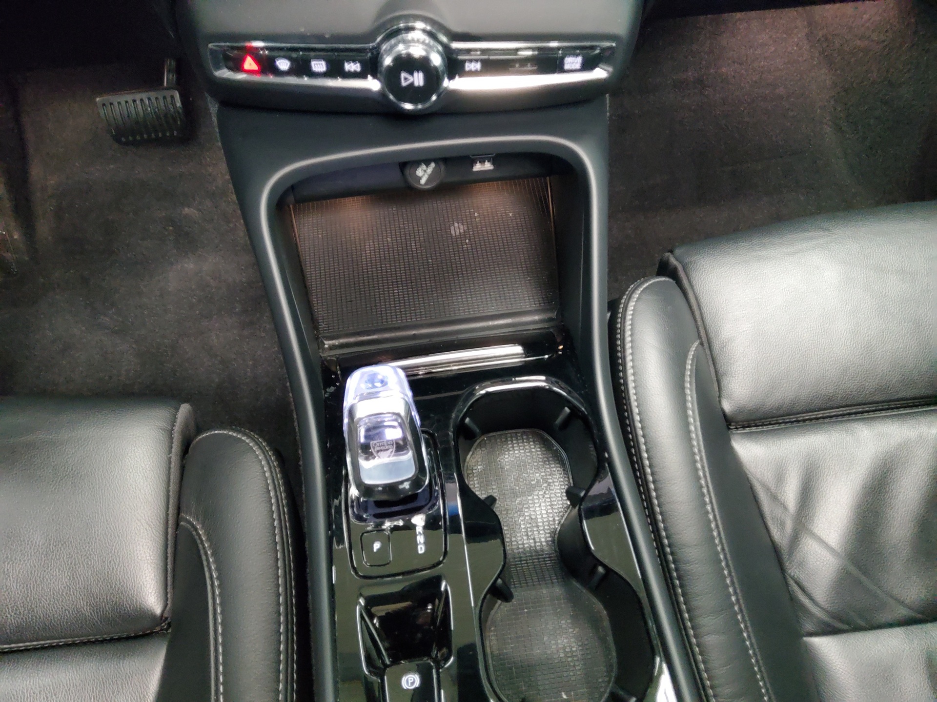 Volvo XC40 T4 Recharge Inscription Leder Navi LED Pano 6