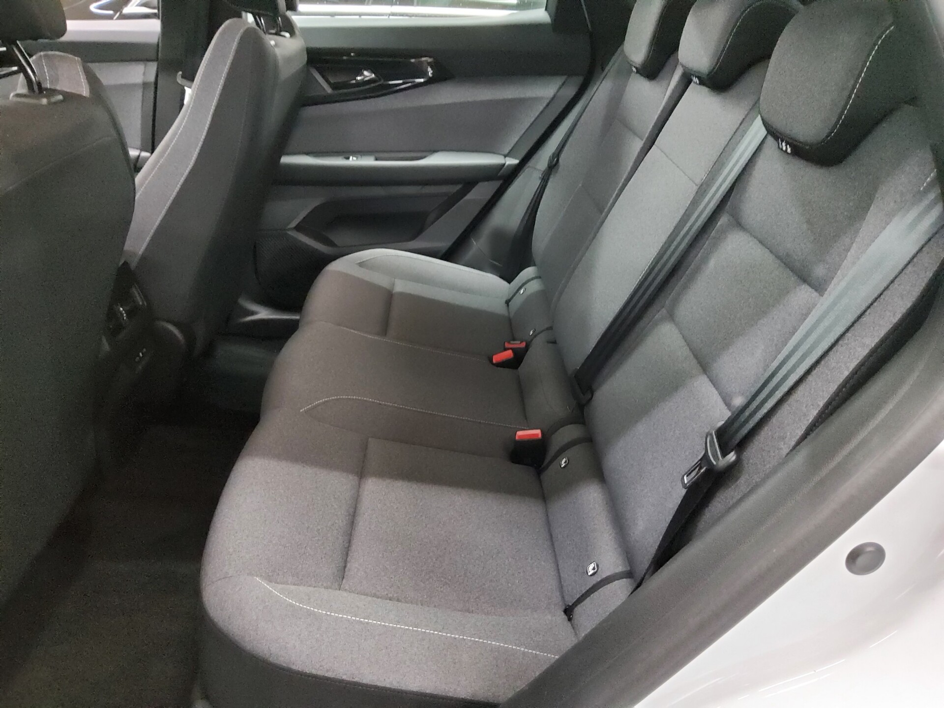 Renault Austral 1.3 TCe LED Arkamys Sound RFK 12