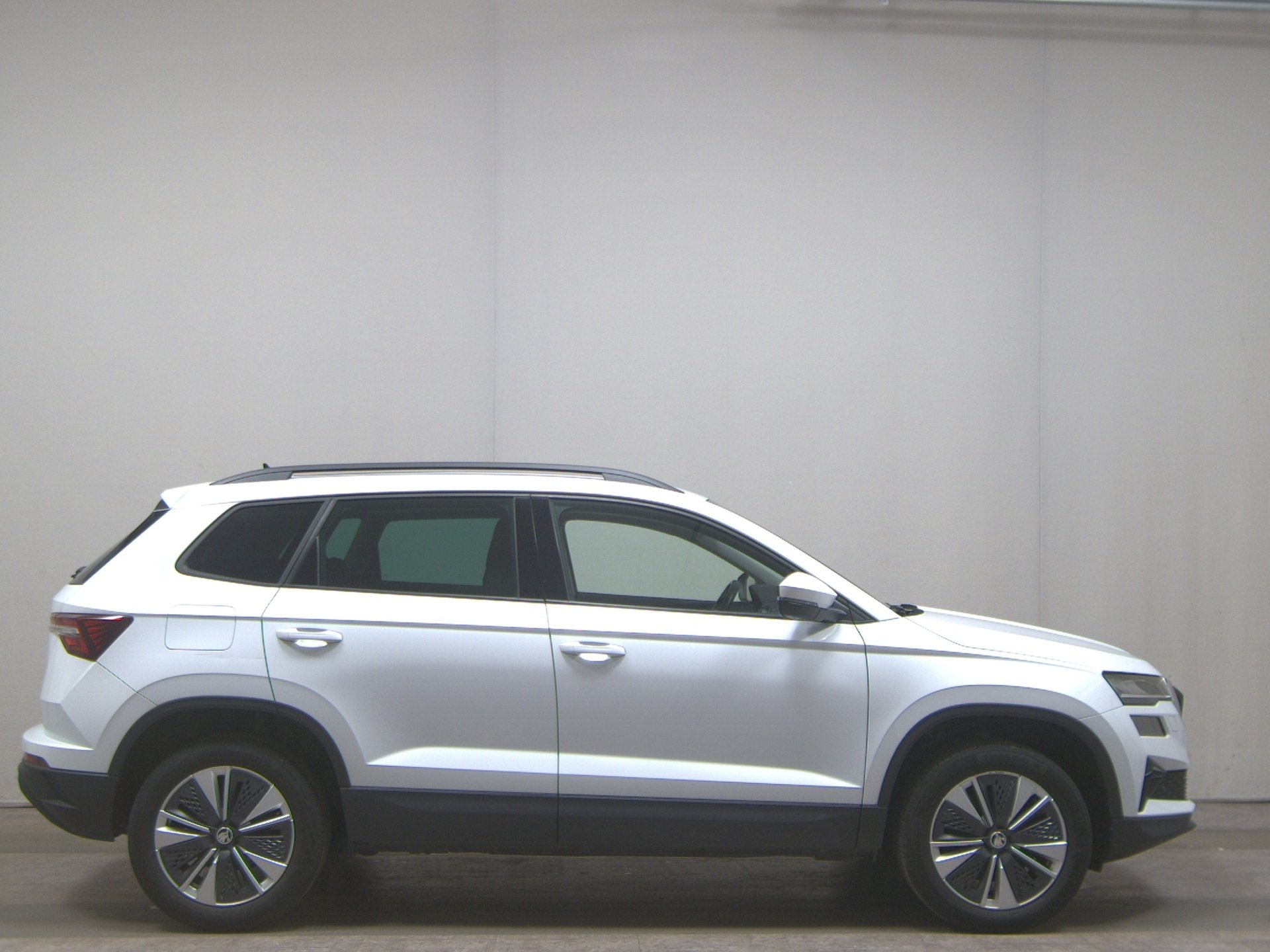 Skoda Karoq 2.0 TDI Ambition Navi LED vc Pano StHzg