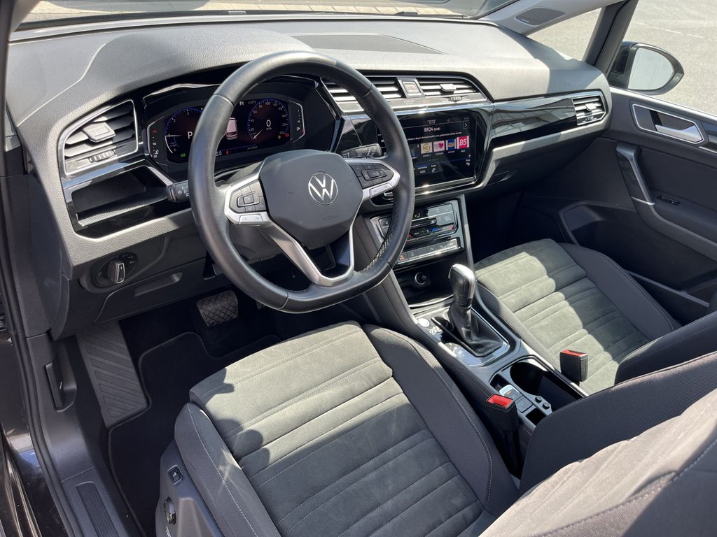Volkswagen Touran 2.0 TDI DSG R-Line 12