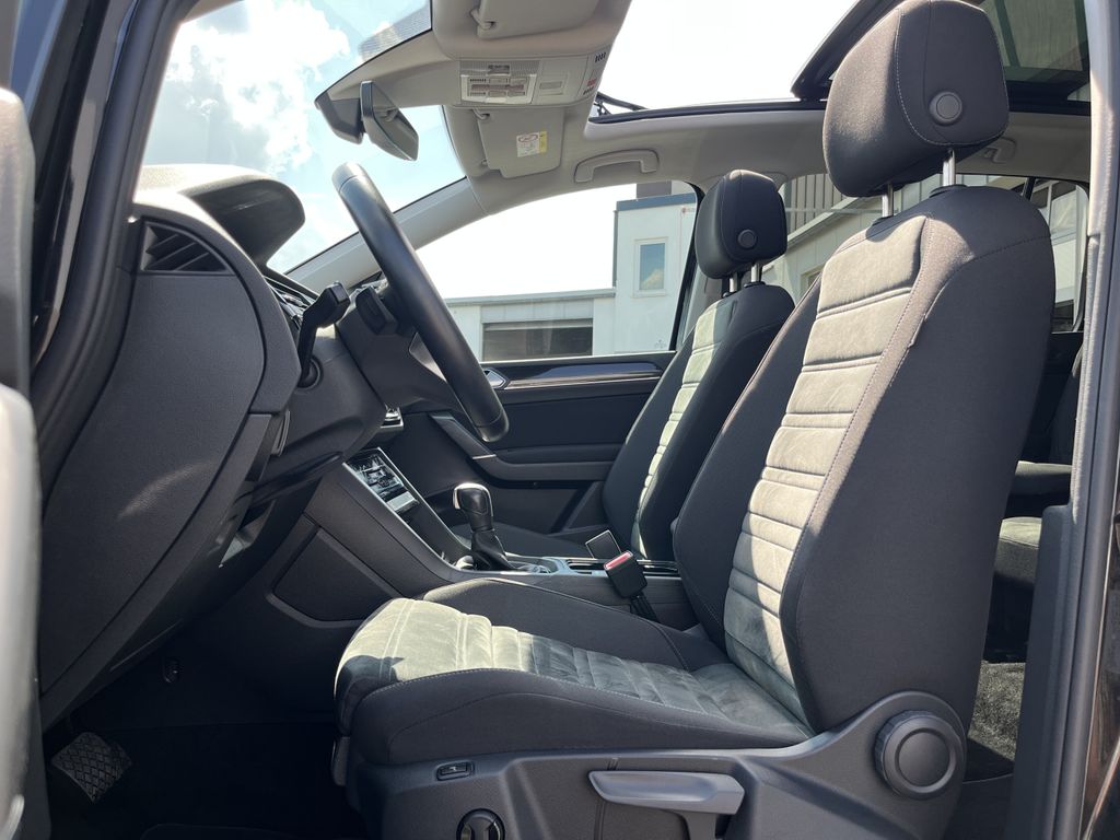 Volkswagen Touran 2.0 TDI DSG R-Line 13