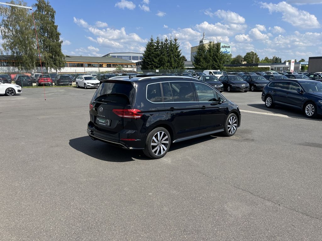 Volkswagen Touran 2.0 TDI DSG R-Line 8