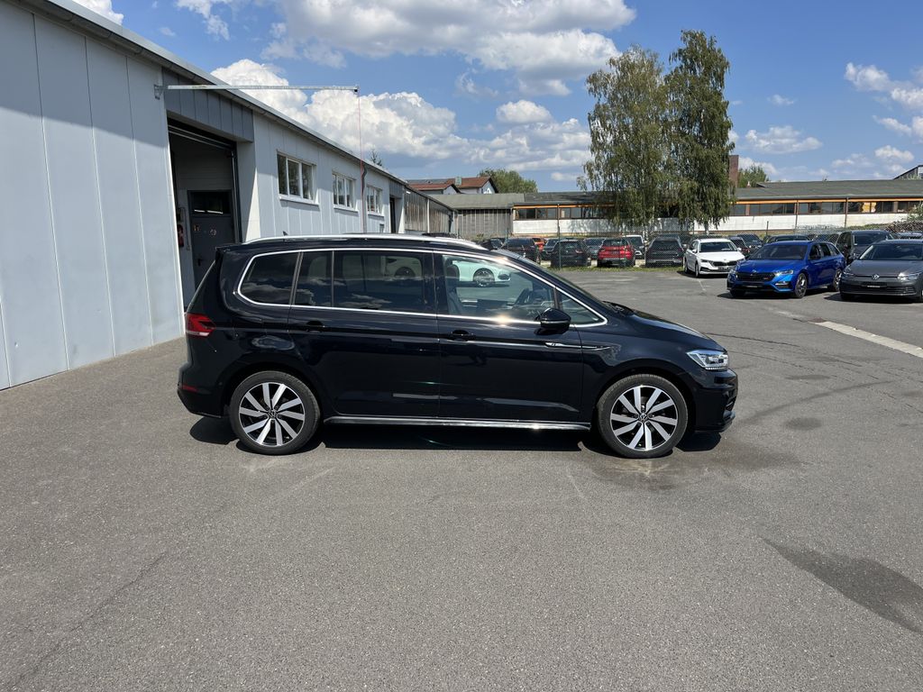 Volkswagen Touran 2.0 TDI DSG R-Line 6
