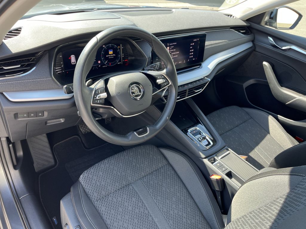 Skoda Octavia Combi 2.0 TDI DSG Style 12
